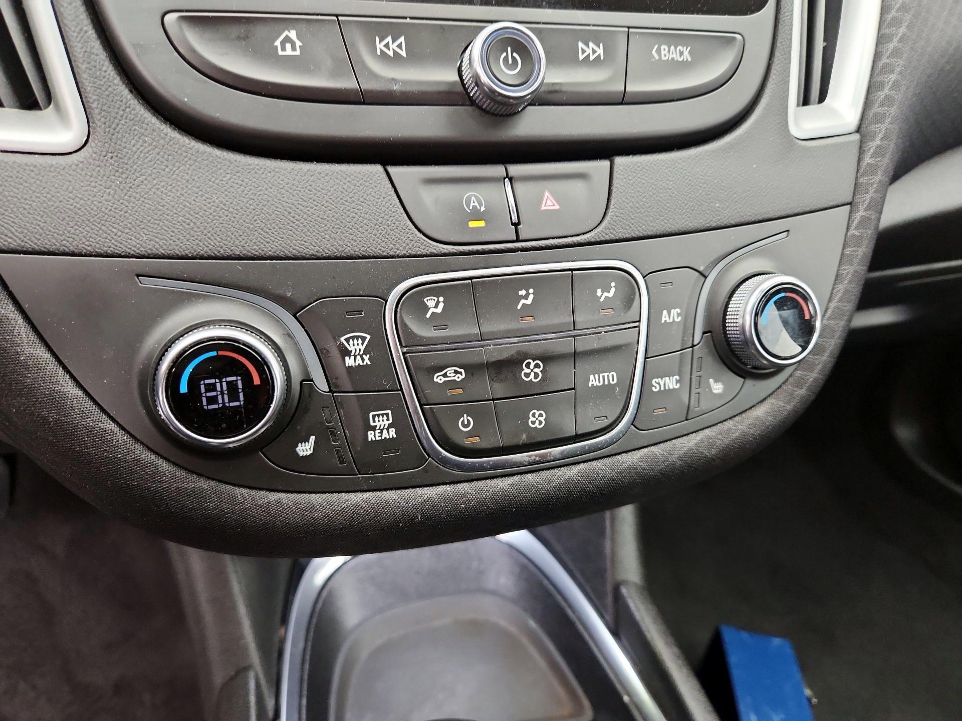 Thumbnail: 2023 Chevrolet Malibu - 16