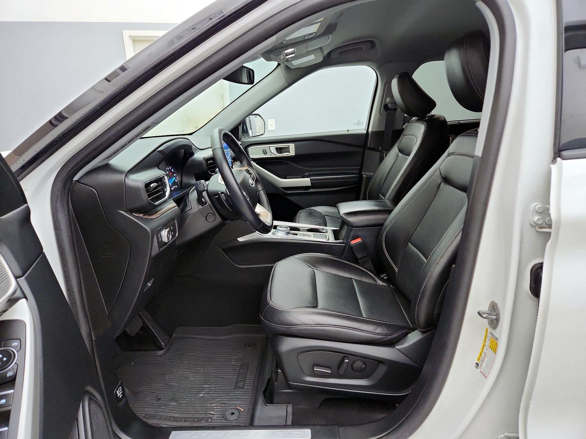 Thumbnail: 2021 Ford Explorer - 11