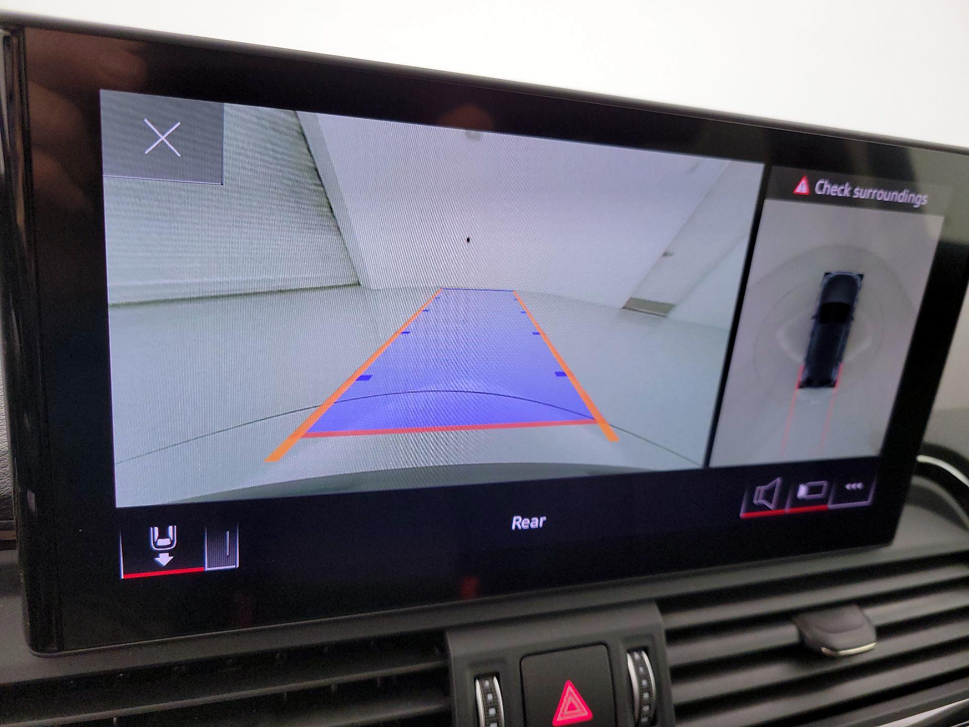 Thumbnail: 2022 Audi Q5 - 14