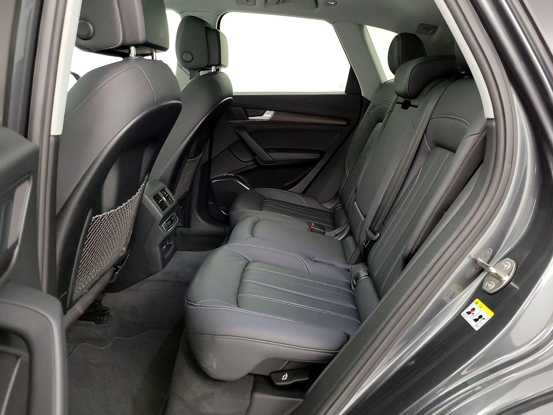 Thumbnail: 2022 Audi Q5 - 20