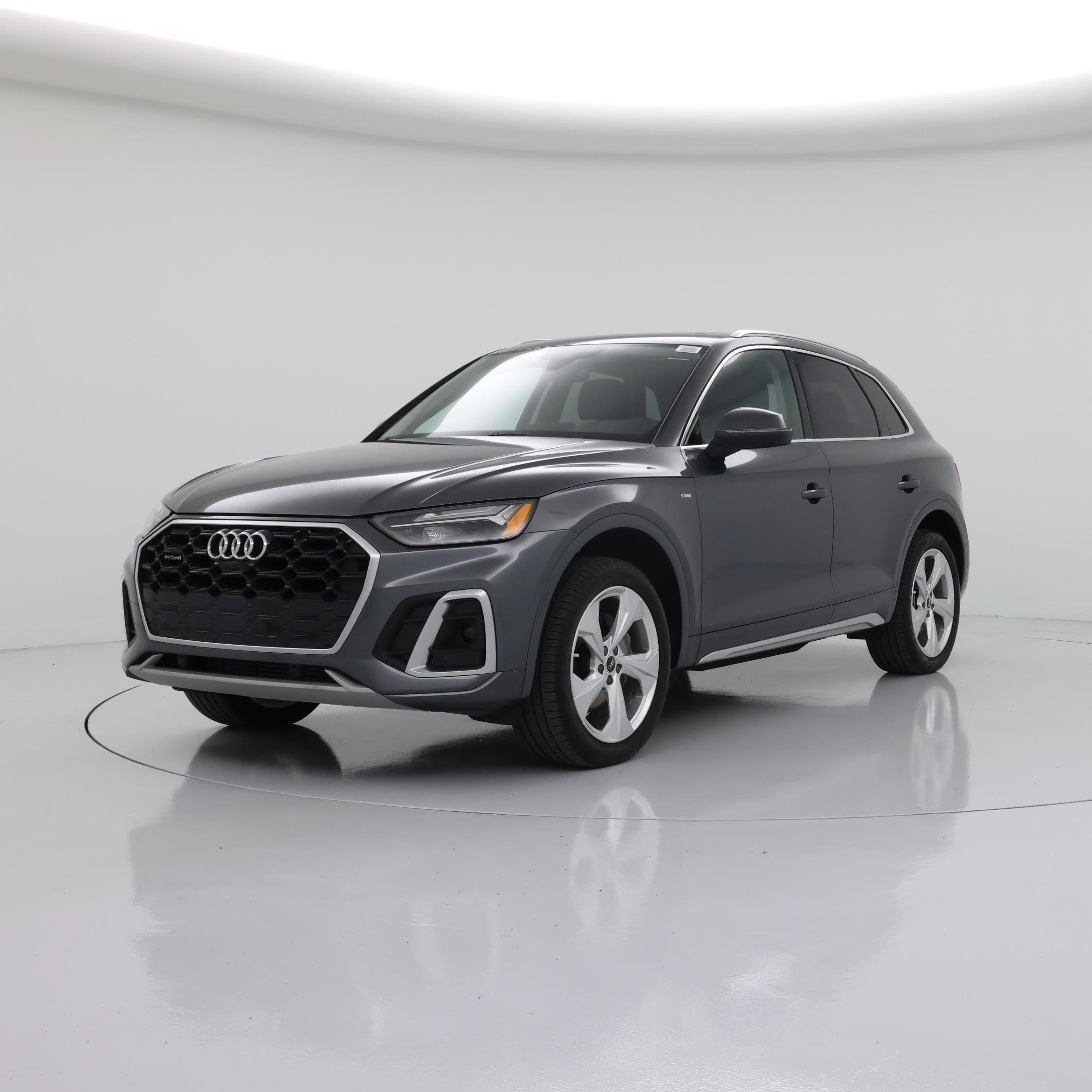 Thumbnail: 2022 Audi Q5 - 4
