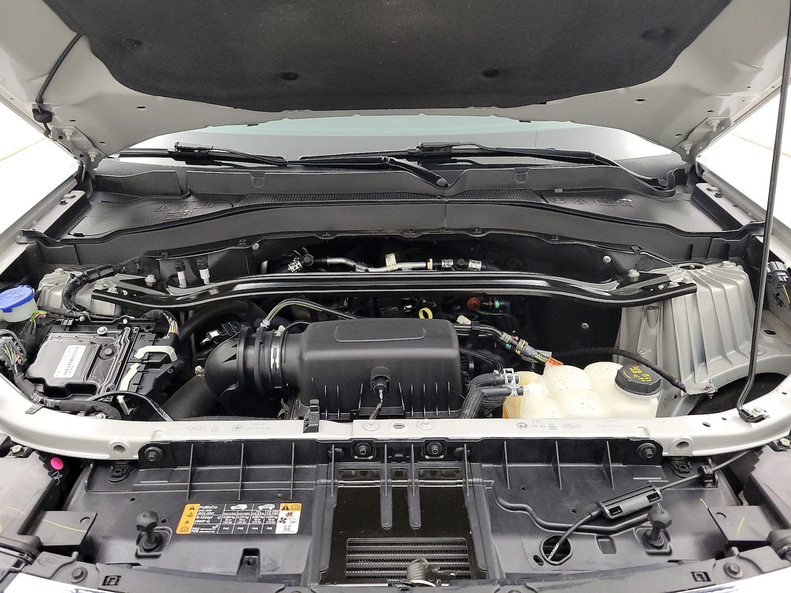 2023 Ford Explorer Limited - Photo 24