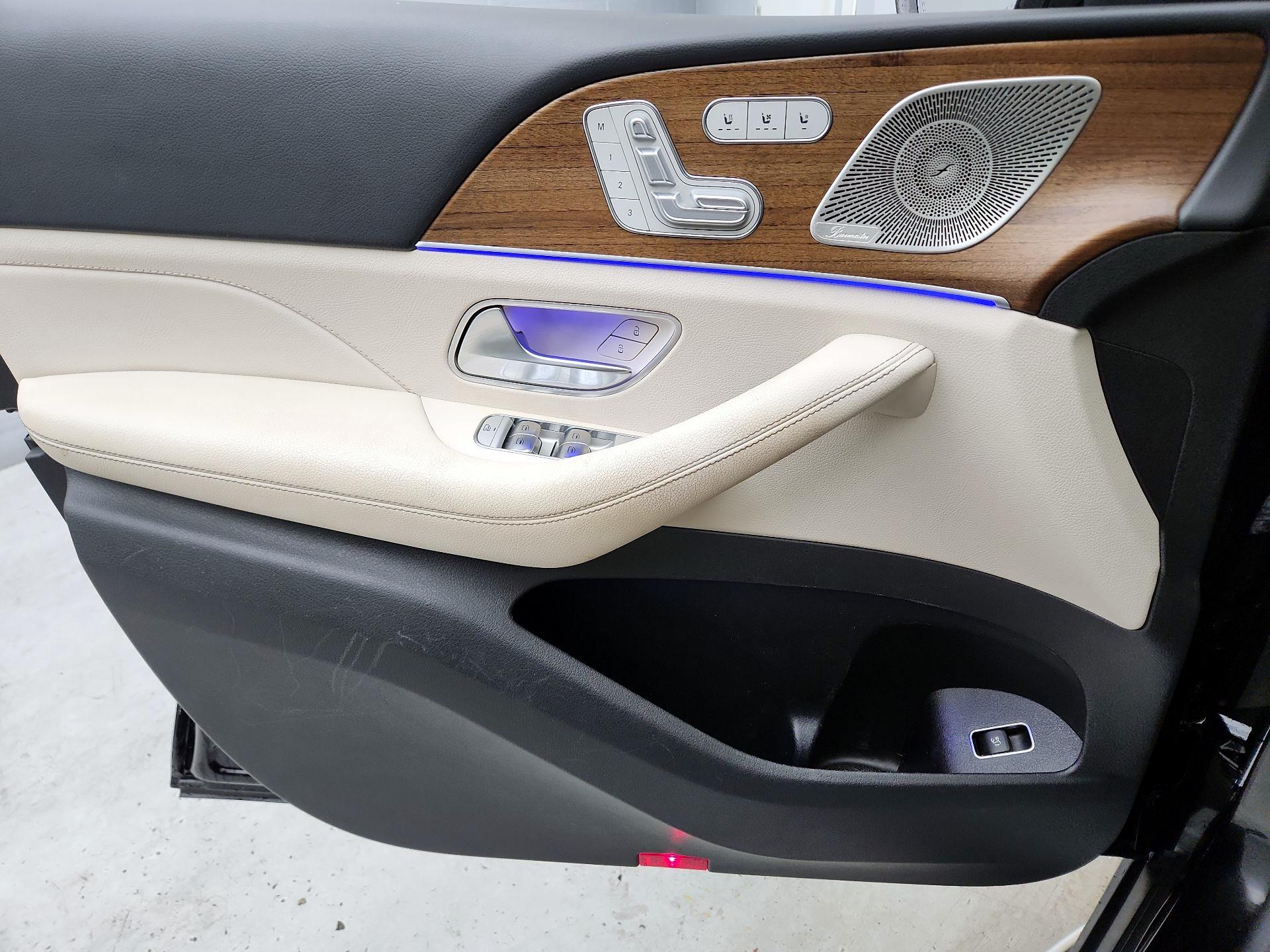 Thumbnail: 2021 Mercedes-Benz GLS - 12