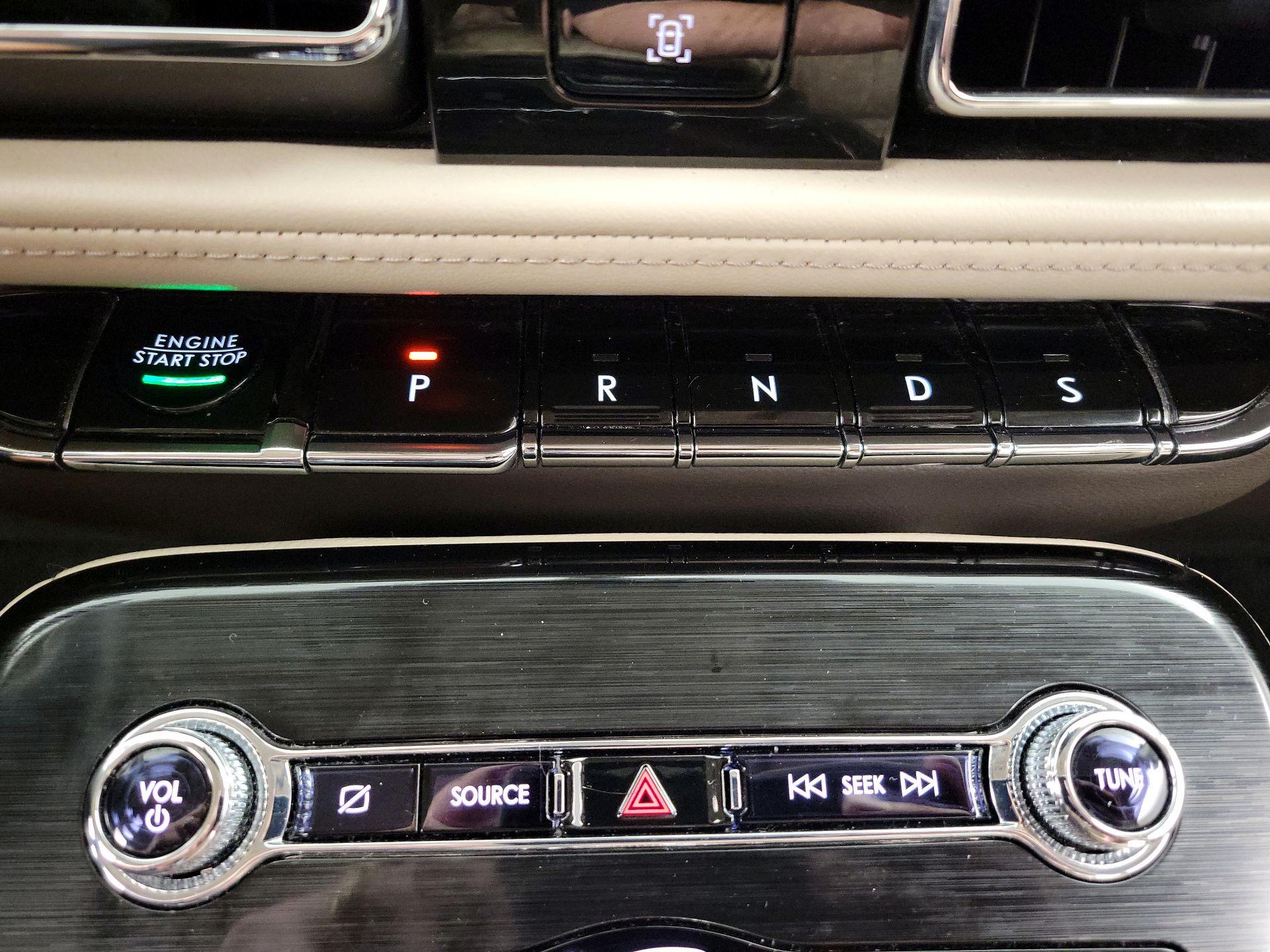 Thumbnail: 2021 Lincoln Nautilus - 17