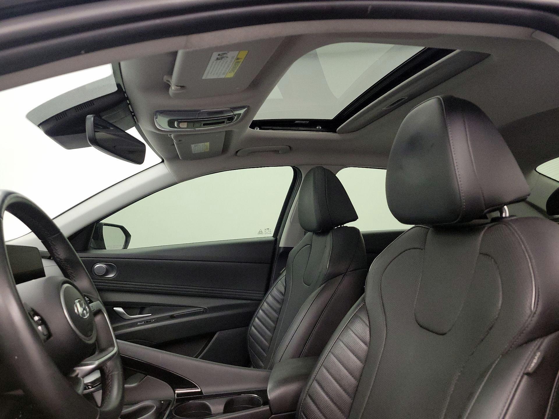 Thumbnail: 2023 Hyundai Elantra - 20