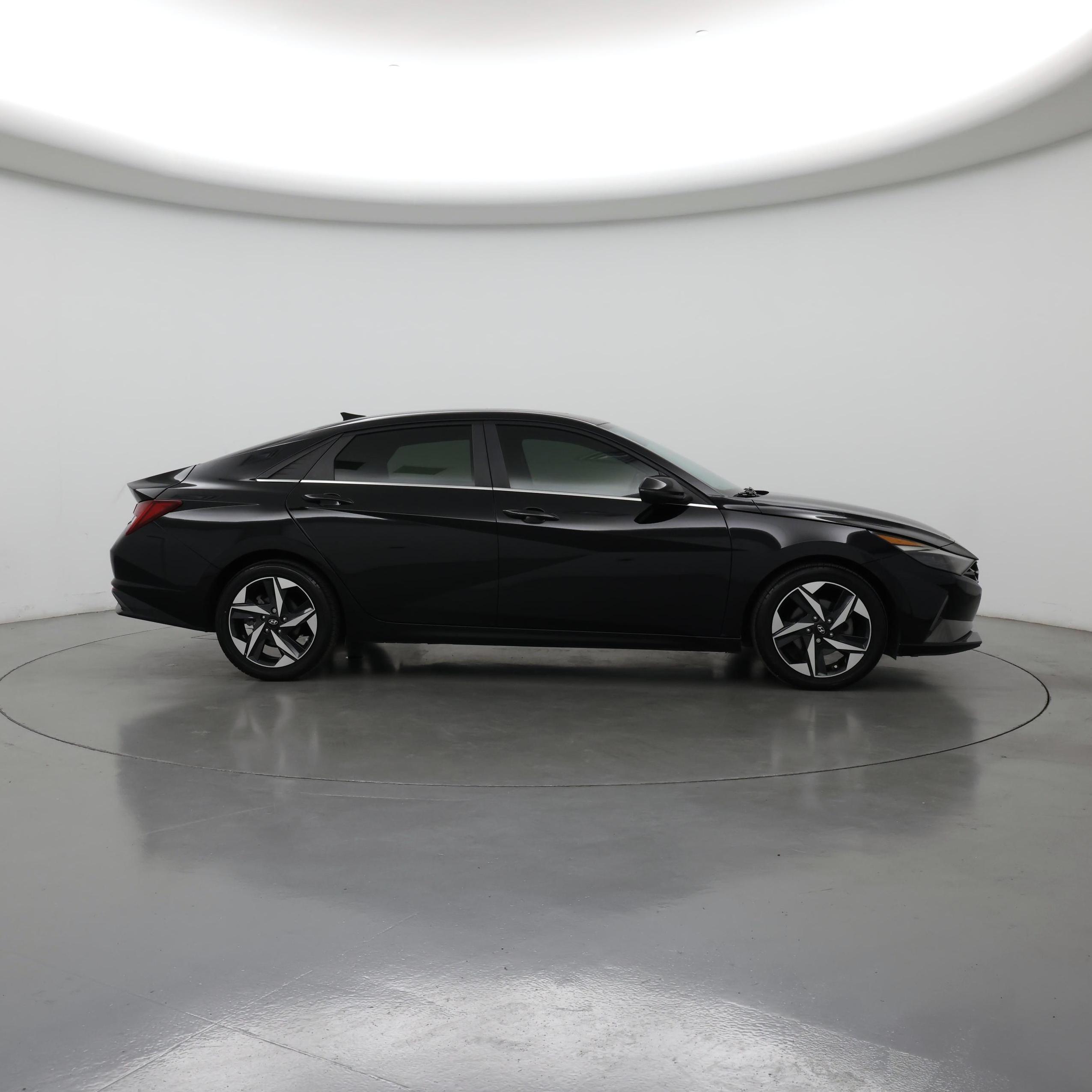 Thumbnail: 2023 Hyundai Elantra - 7