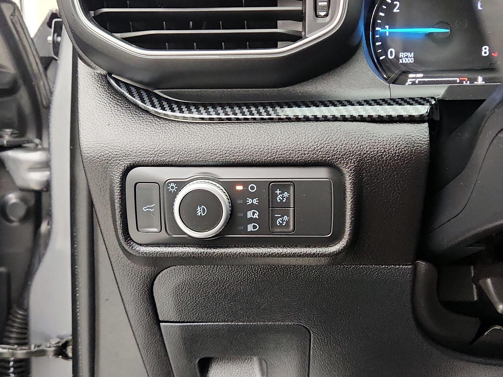 Thumbnail: 2021 Ford Explorer - 13