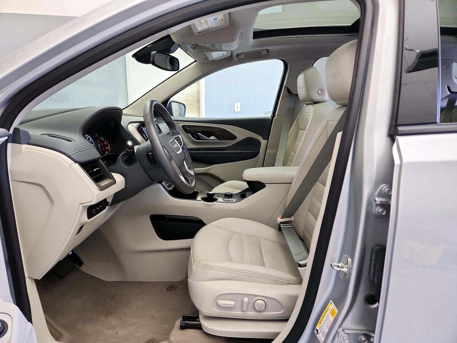 Thumbnail: 2022 GMC Terrain - 11