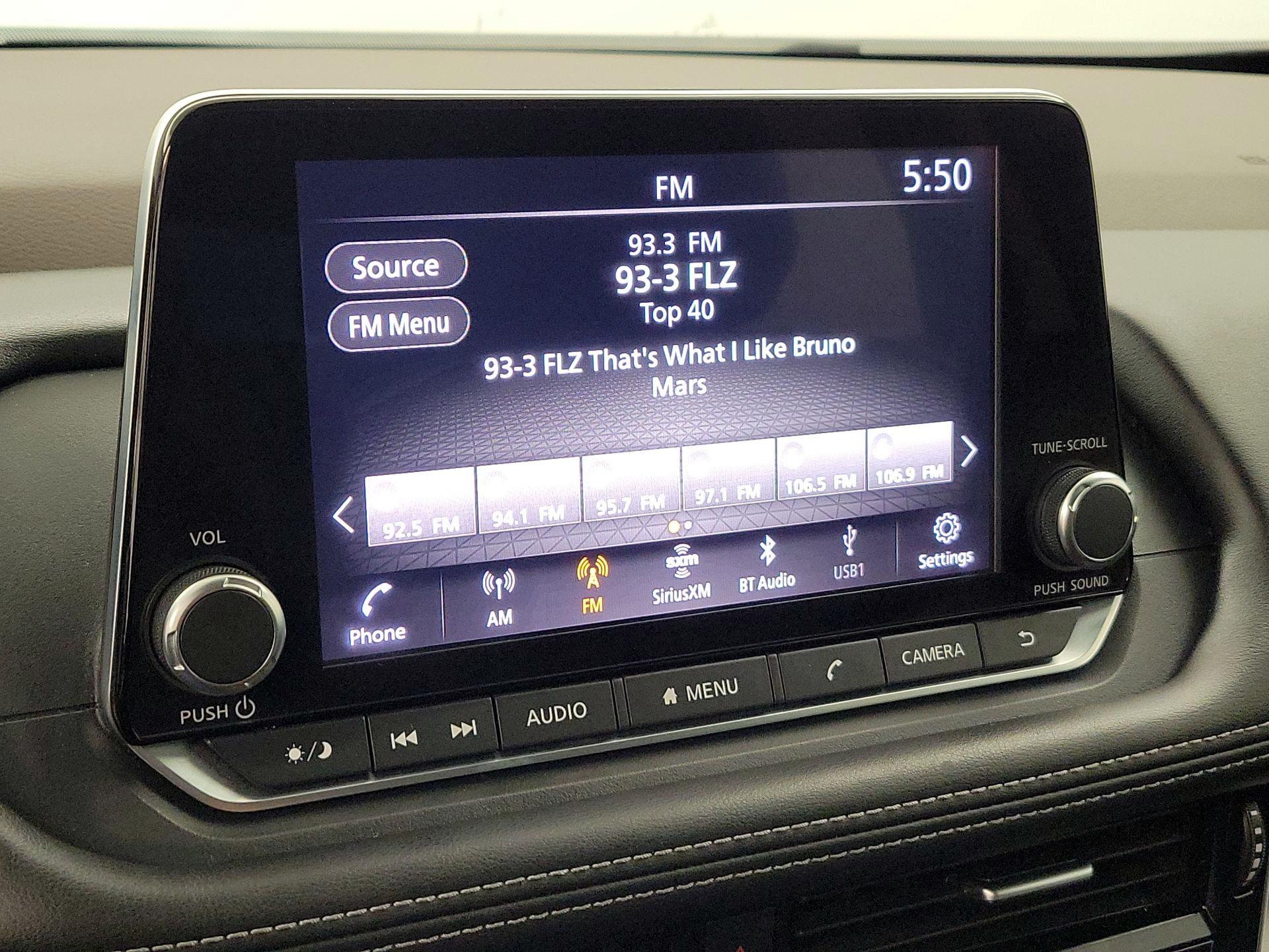 Thumbnail: 2022 Nissan Rogue - 15