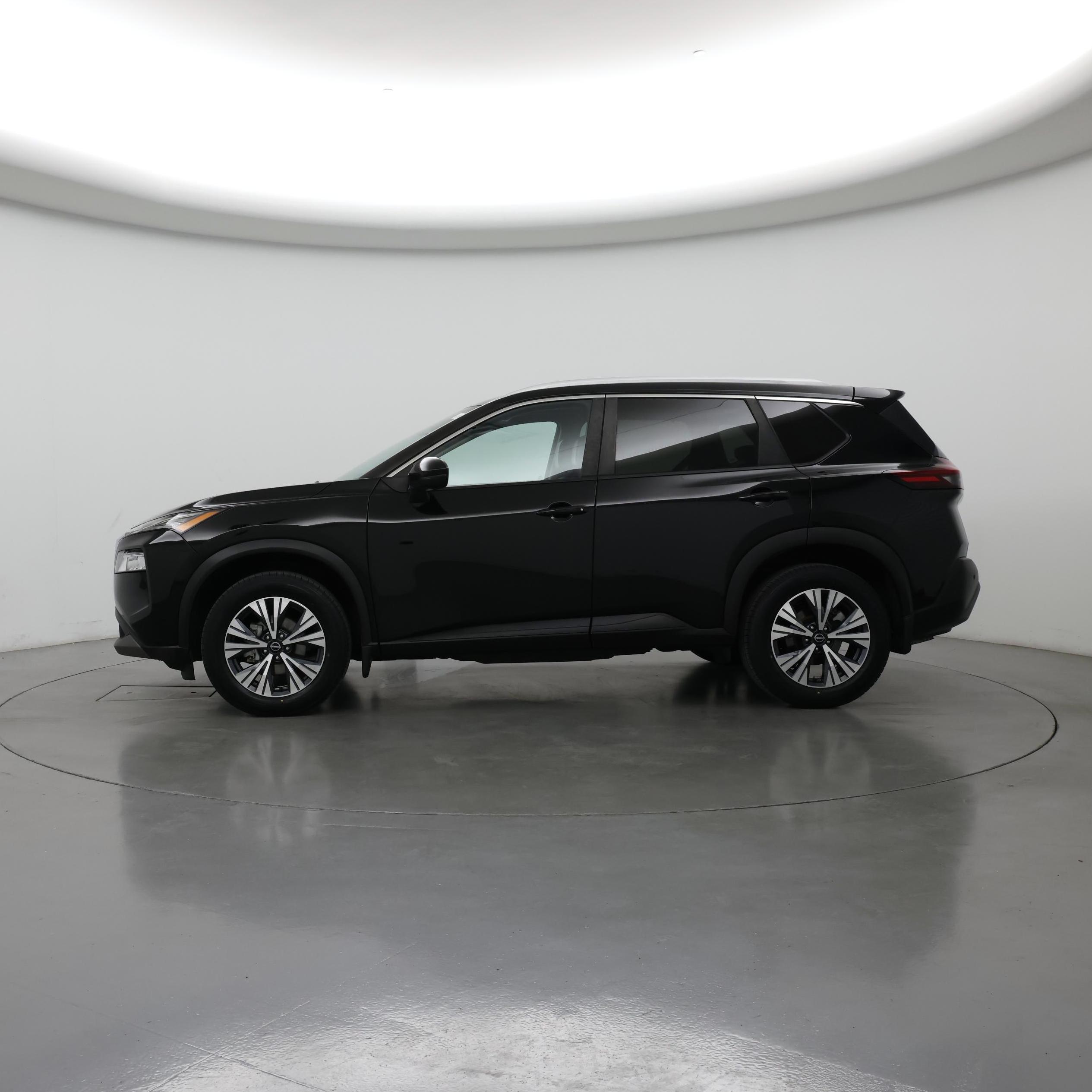 Thumbnail: 2022 Nissan Rogue - 3