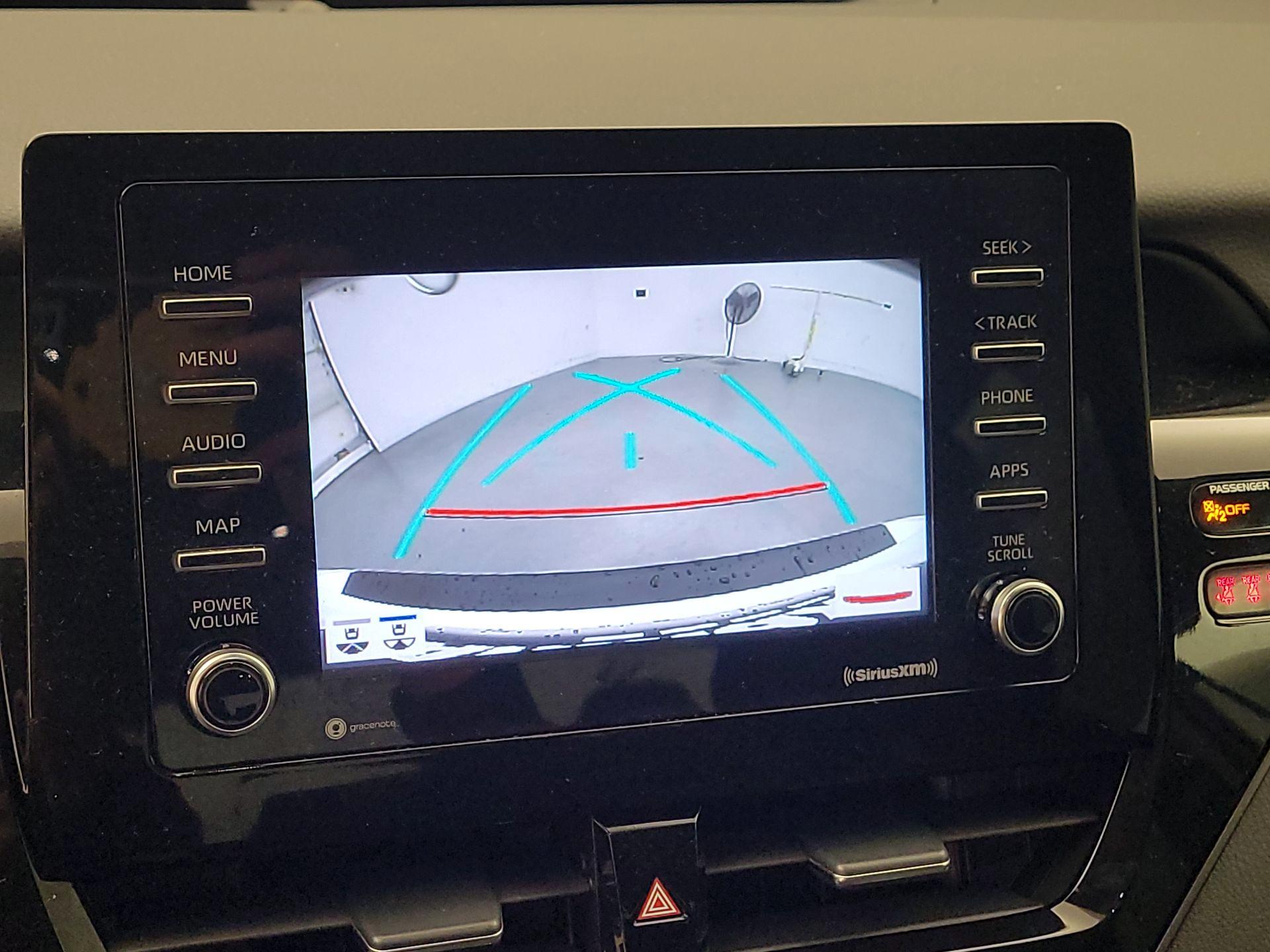 Thumbnail: 2021 Toyota Camry - 14