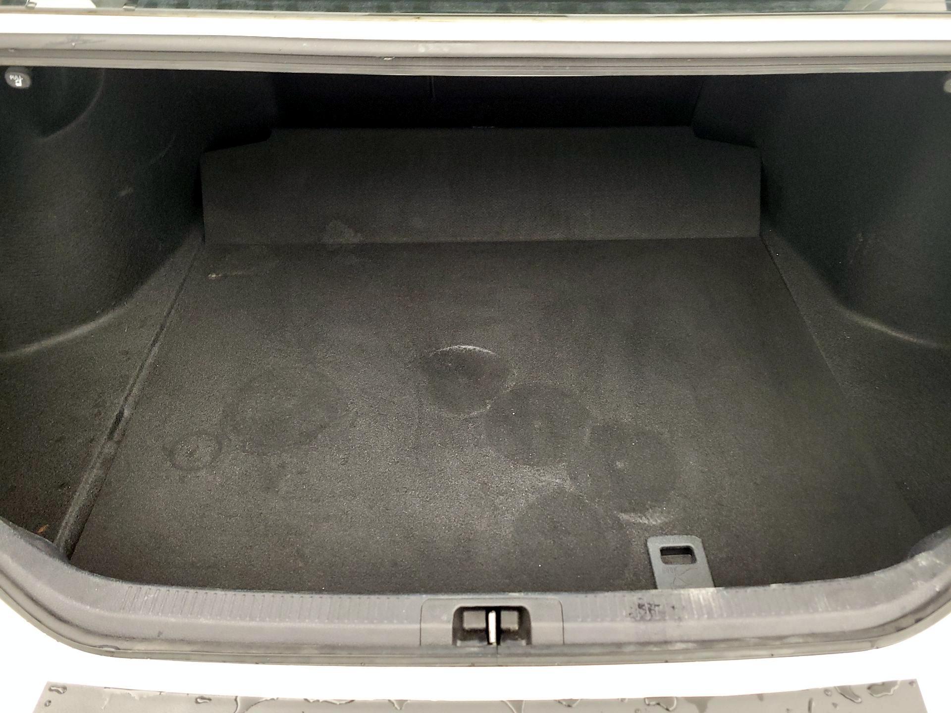 Thumbnail: 2021 Toyota Camry - 20