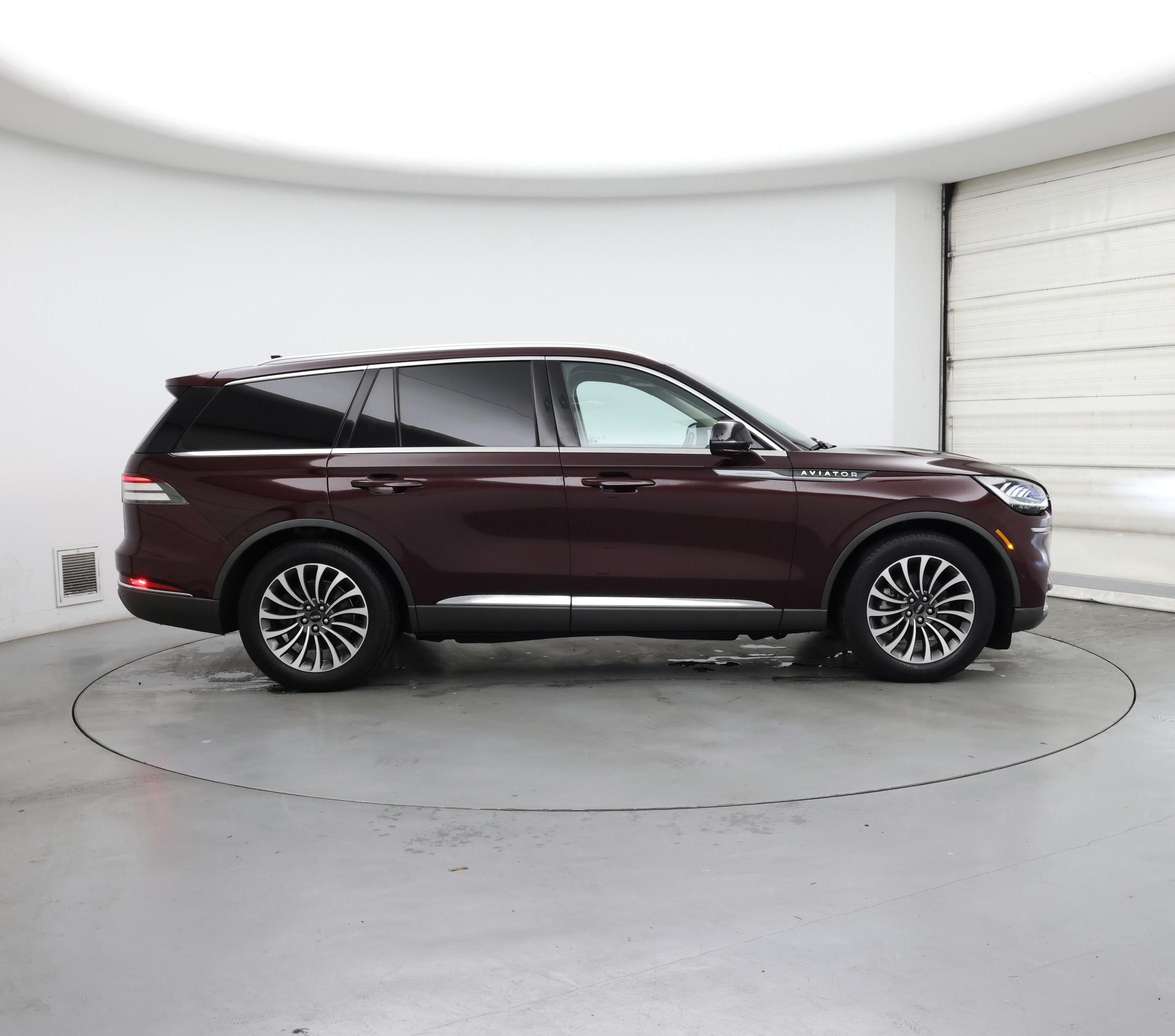 Thumbnail: 2020 Lincoln Aviator - 7