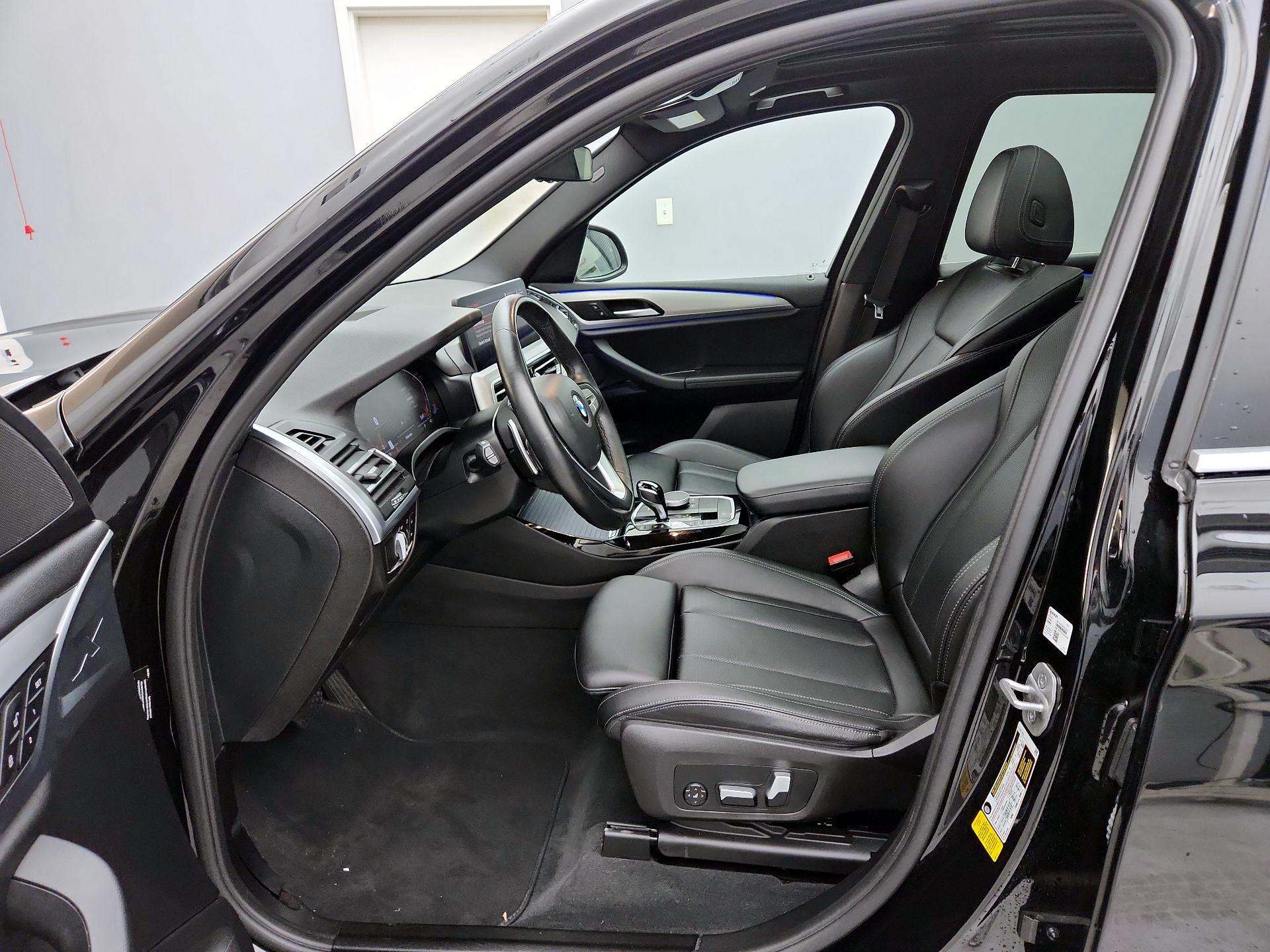 Thumbnail: 2022 BMW X3 - 11