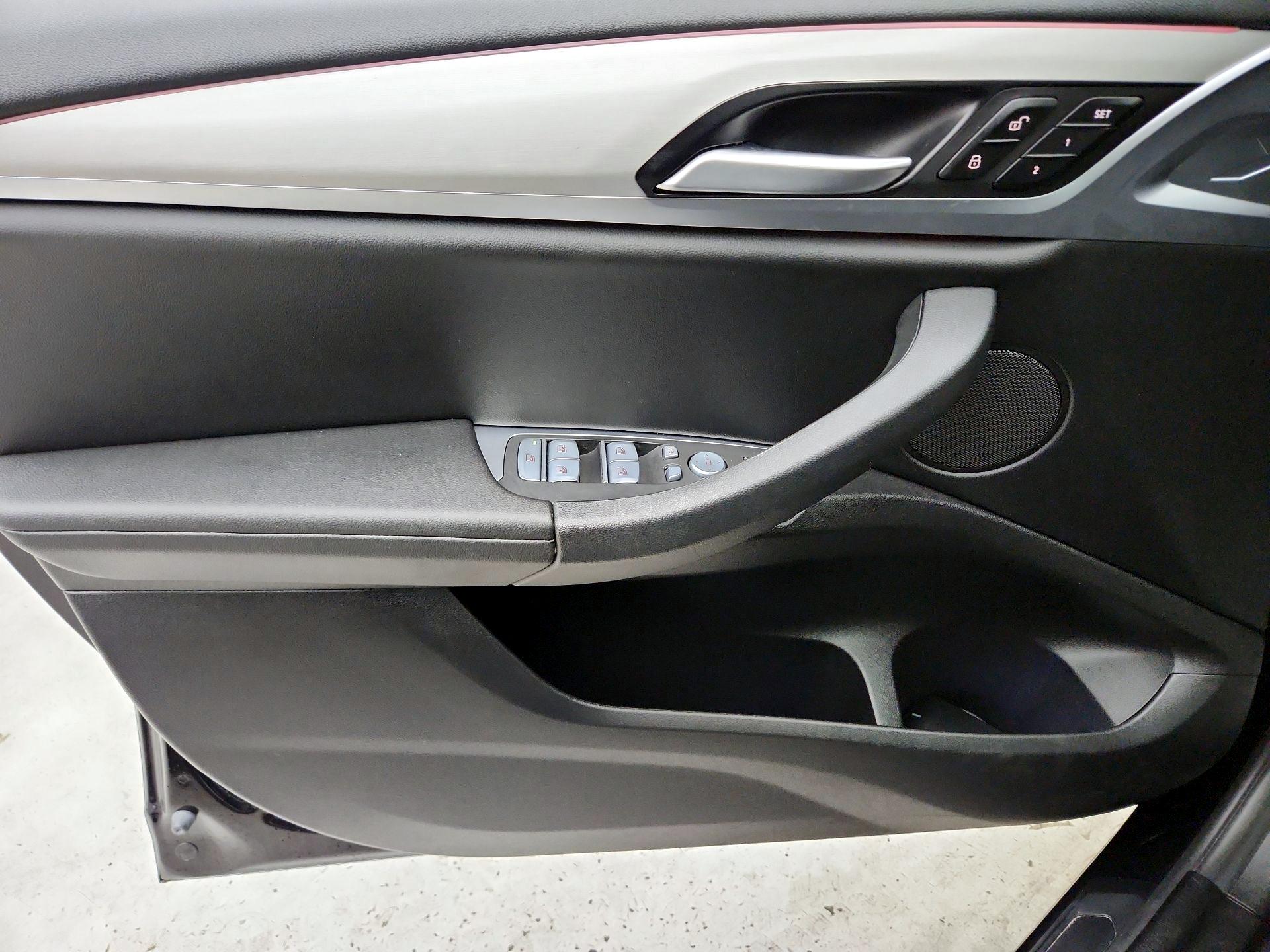 Thumbnail: 2022 BMW X3 - 12