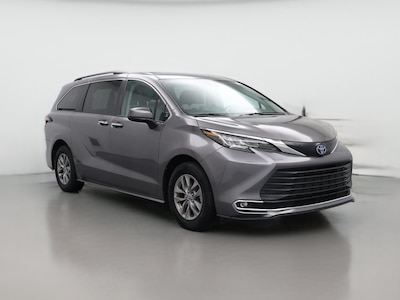 2022 Toyota Sienna Hybrid XLE