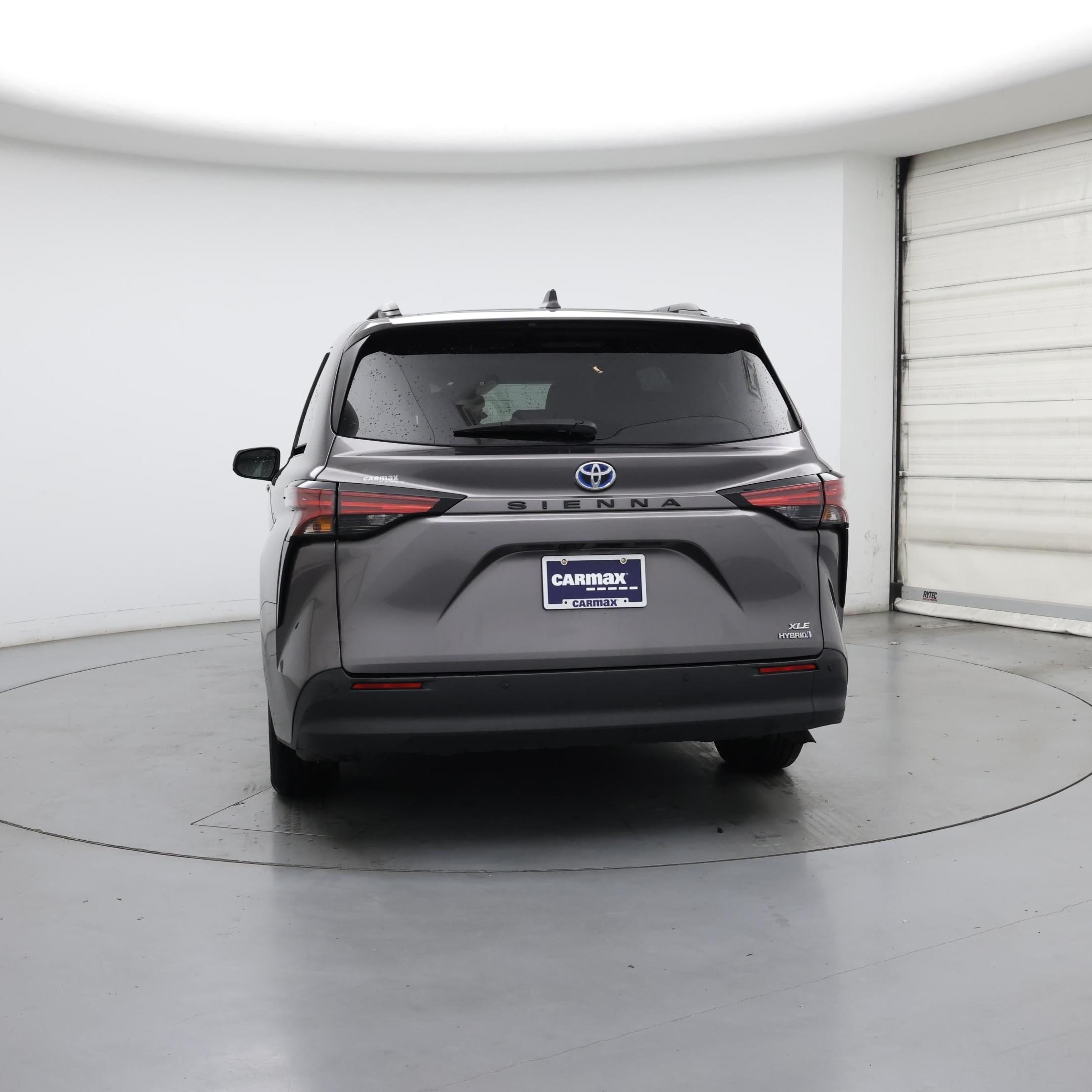 Thumbnail: 2022 Toyota Sienna - 6