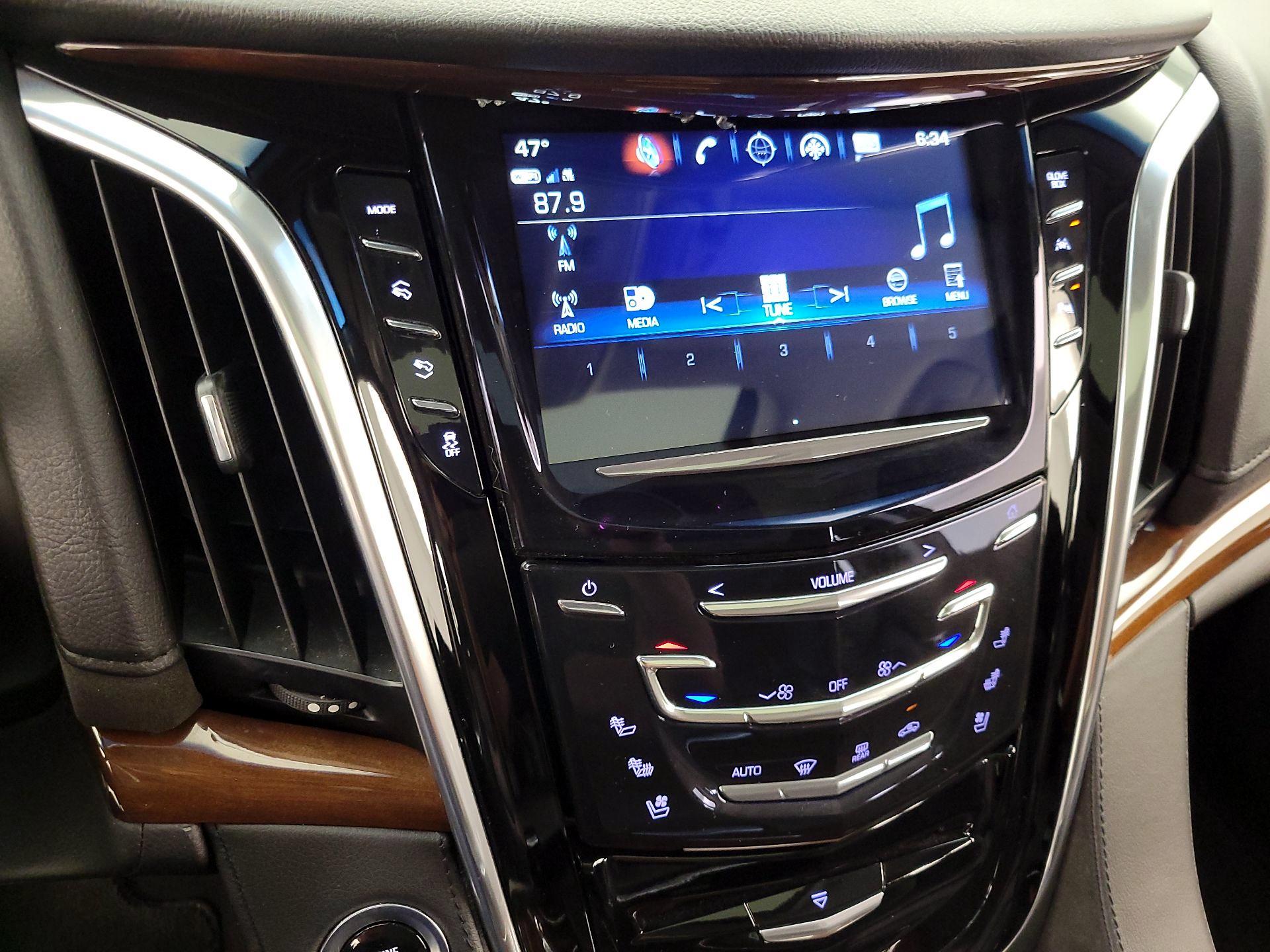 Thumbnail: 2019 Cadillac Escalade - 16