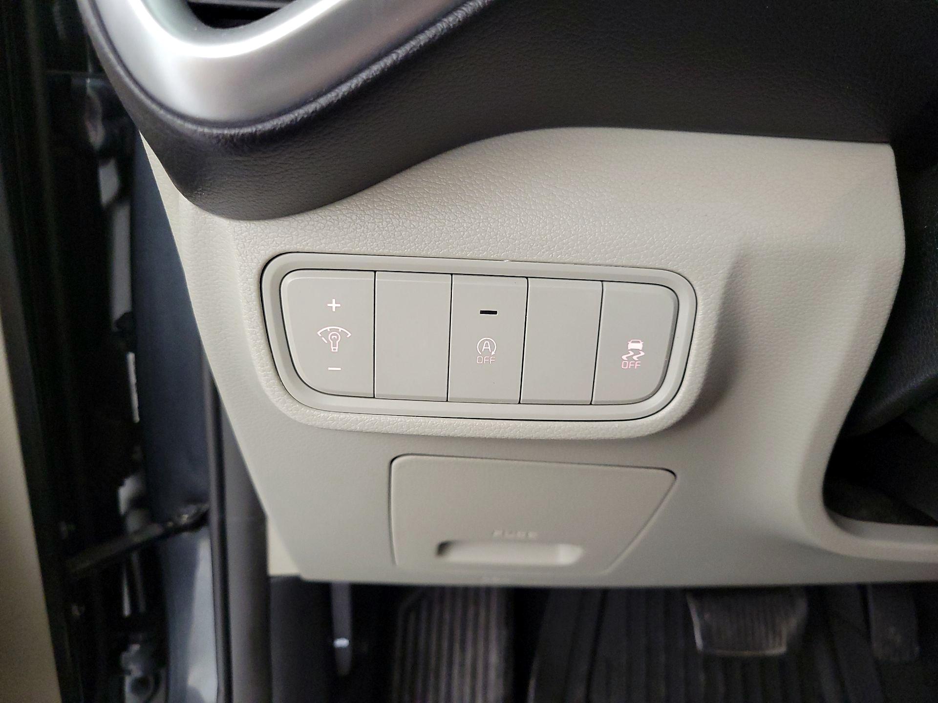 Thumbnail: 2020 Kia Soul - 13