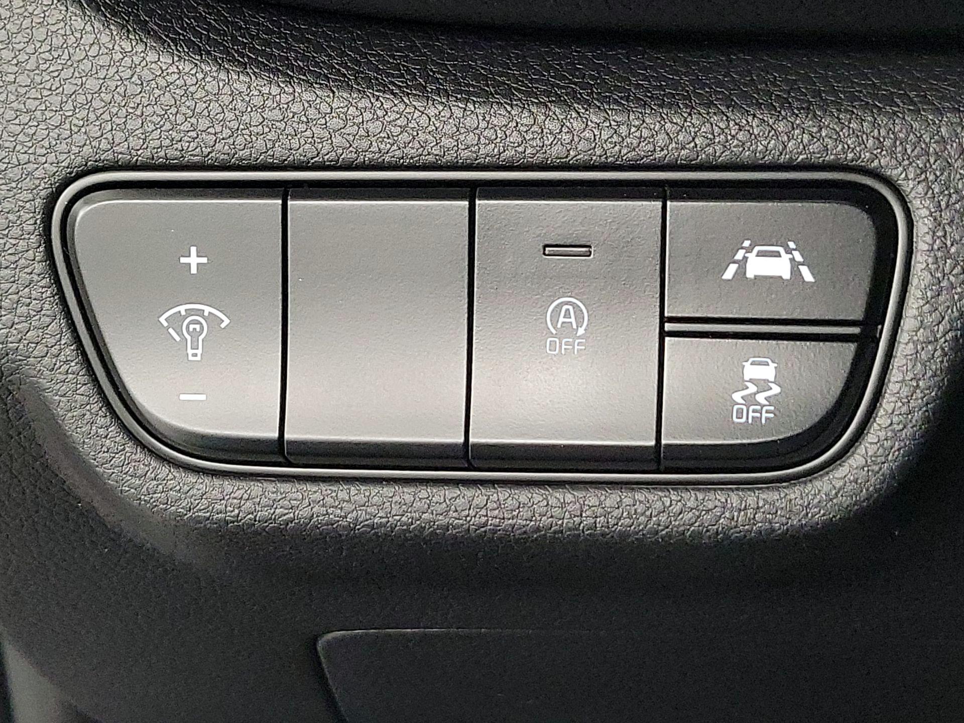 Thumbnail: 2021 Kia Seltos - 13