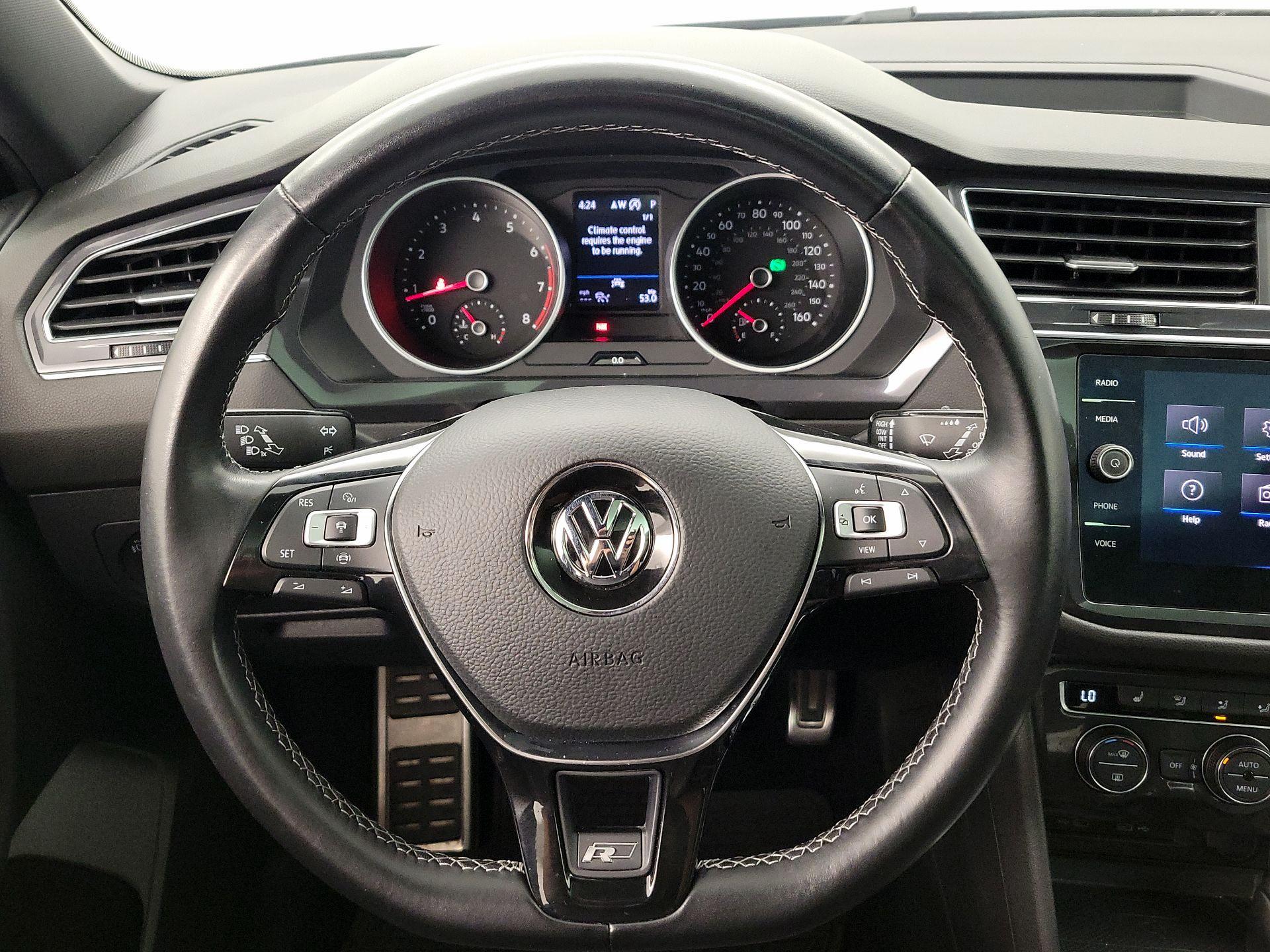 Thumbnail: 2021 Volkswagen Tiguan - 10