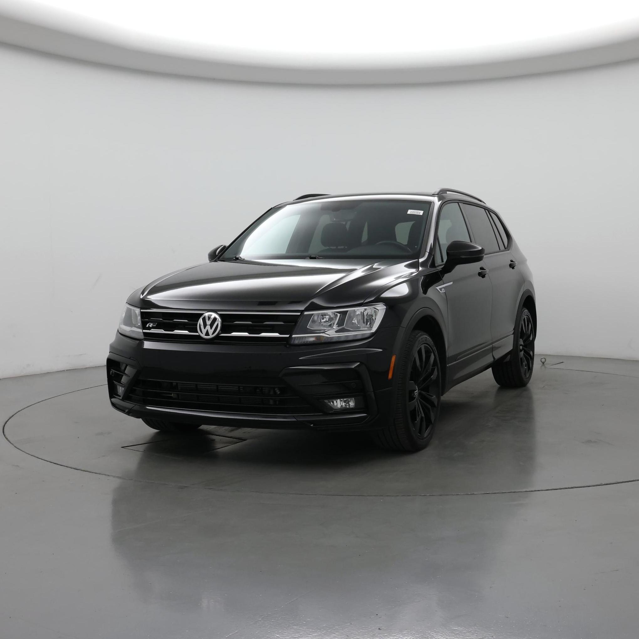 Thumbnail: 2021 Volkswagen Tiguan - 4