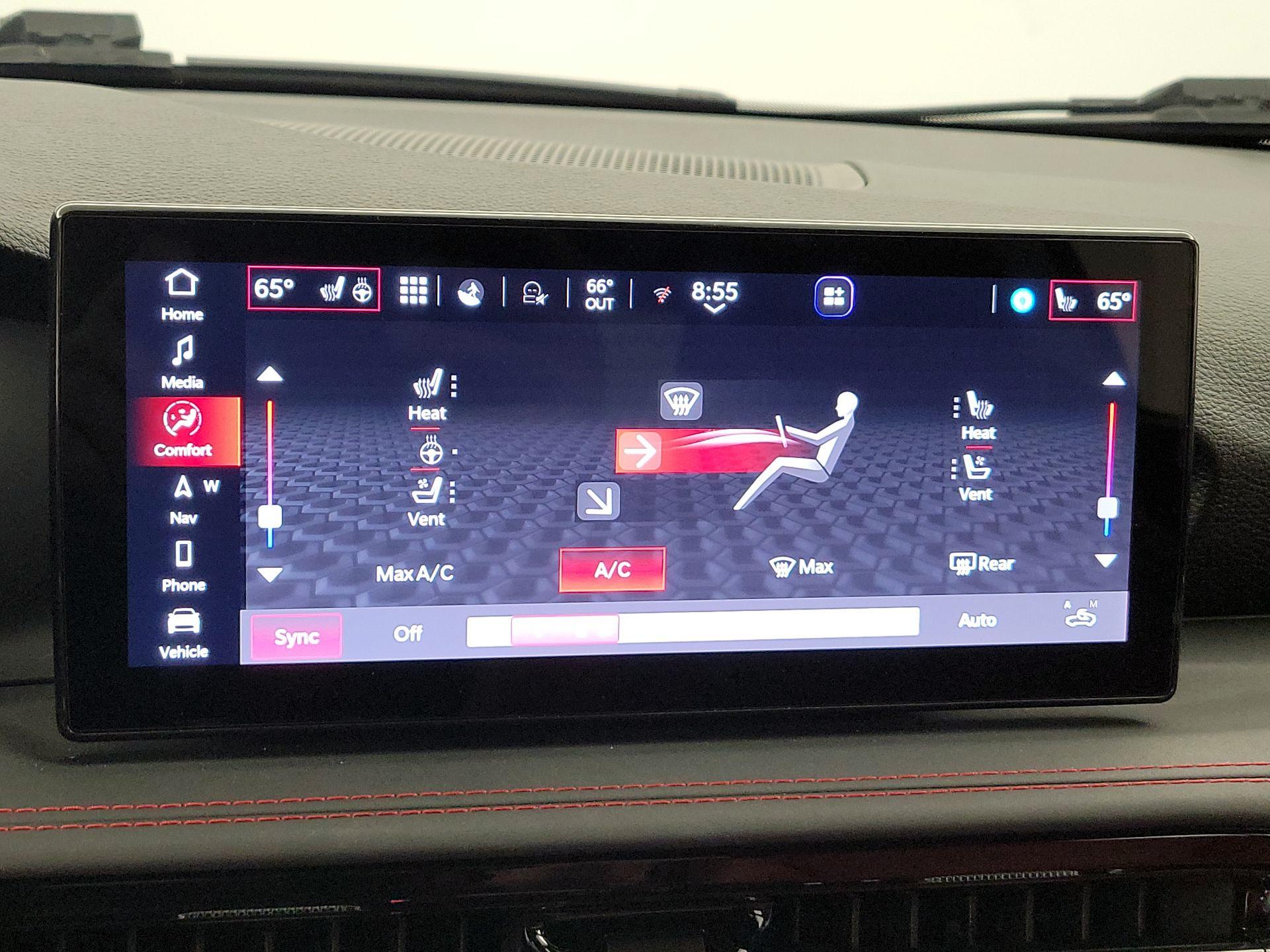 Thumbnail: 2023 Dodge Hornet - 17