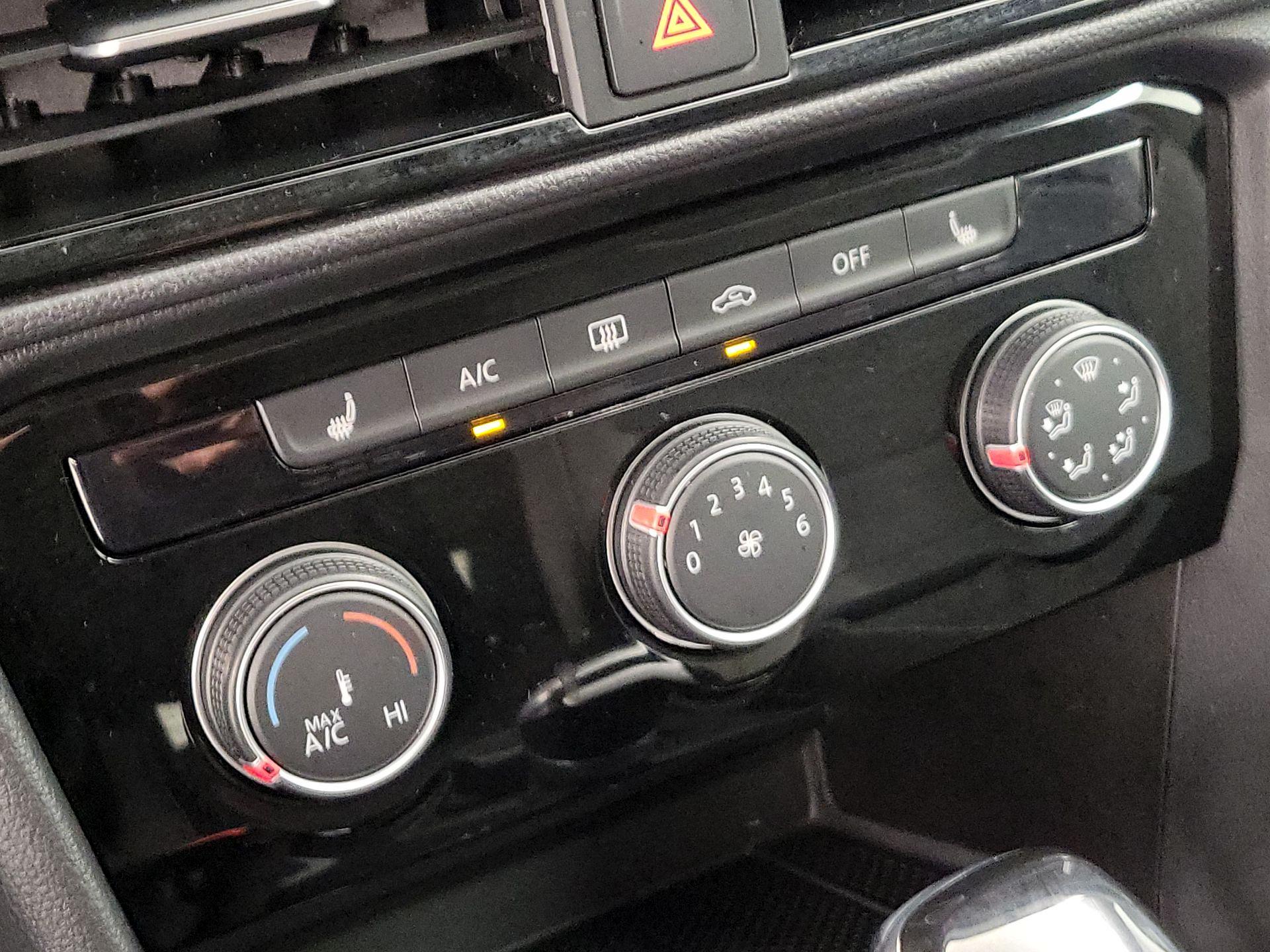 Thumbnail: 2023 Volkswagen Taos - 16