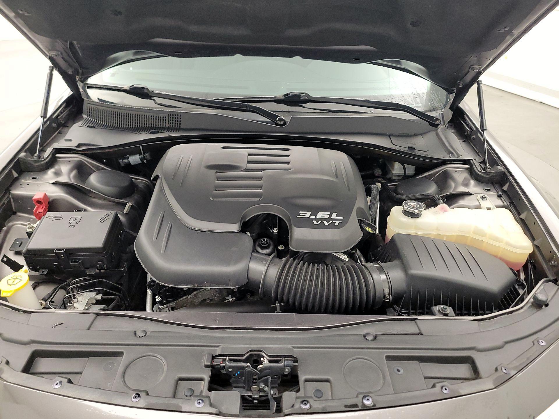 Thumbnail: 2021 Chrysler 300 - 17