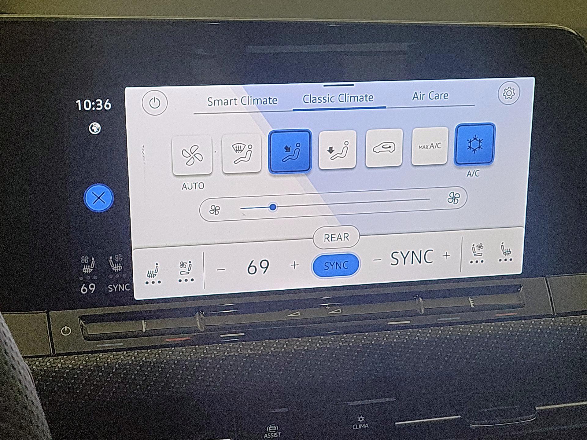 Thumbnail: 2023 Volkswagen Golf - 16