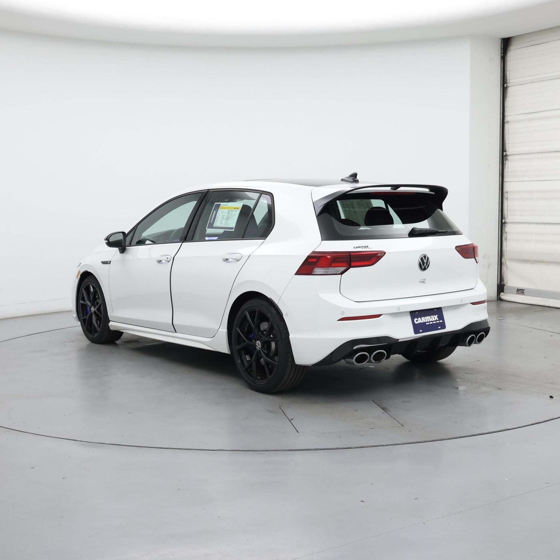 Thumbnail: 2023 Volkswagen Golf - 2