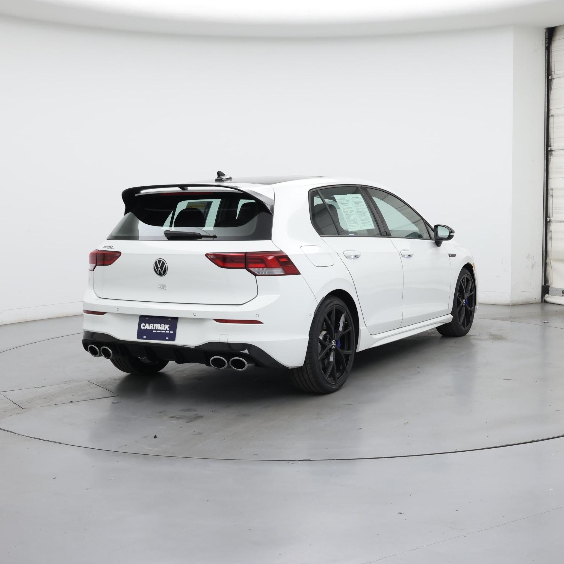 Thumbnail: 2023 Volkswagen Golf - 8