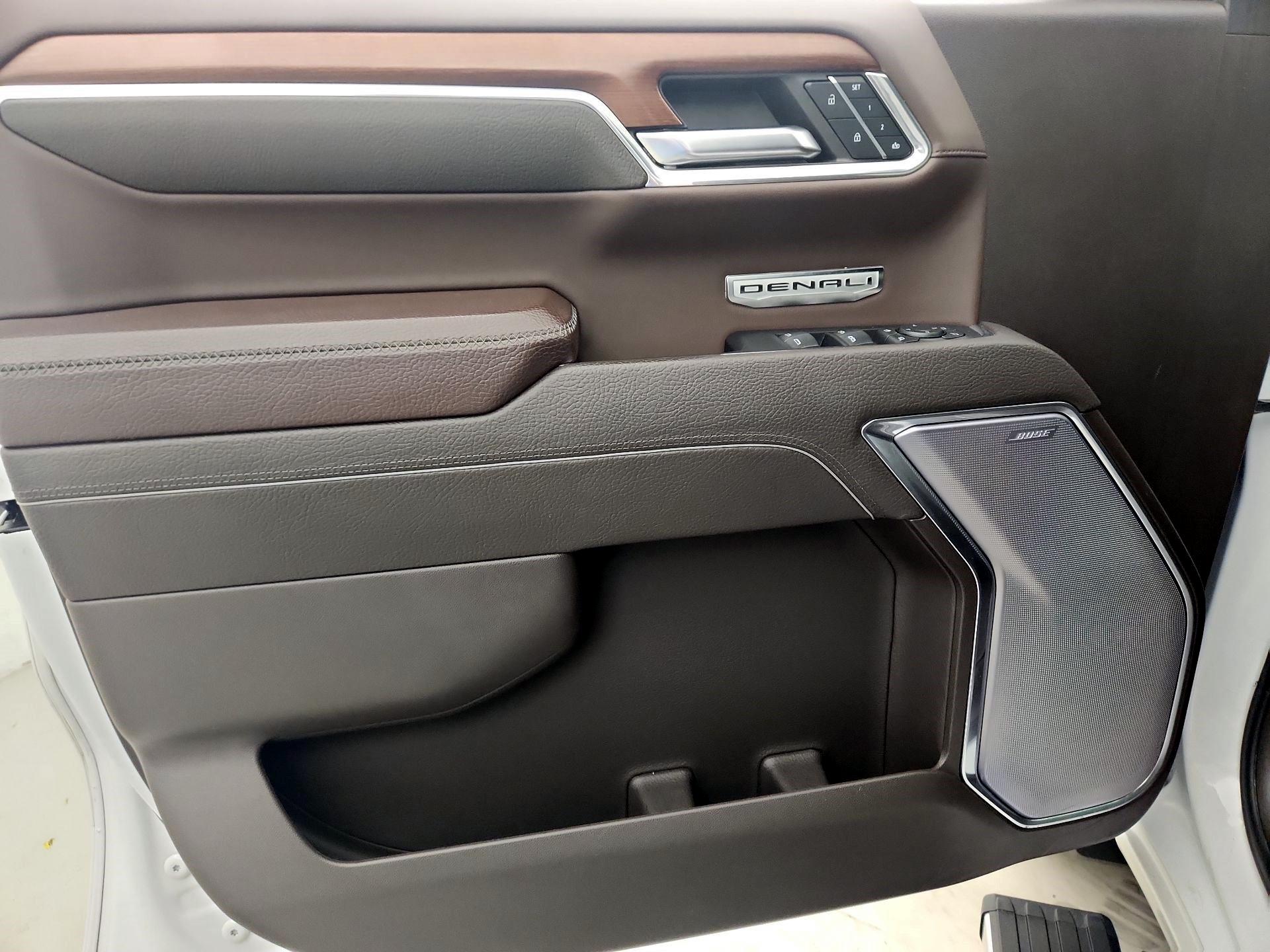 Thumbnail: 2023 GMC Sierra 1500 - 12