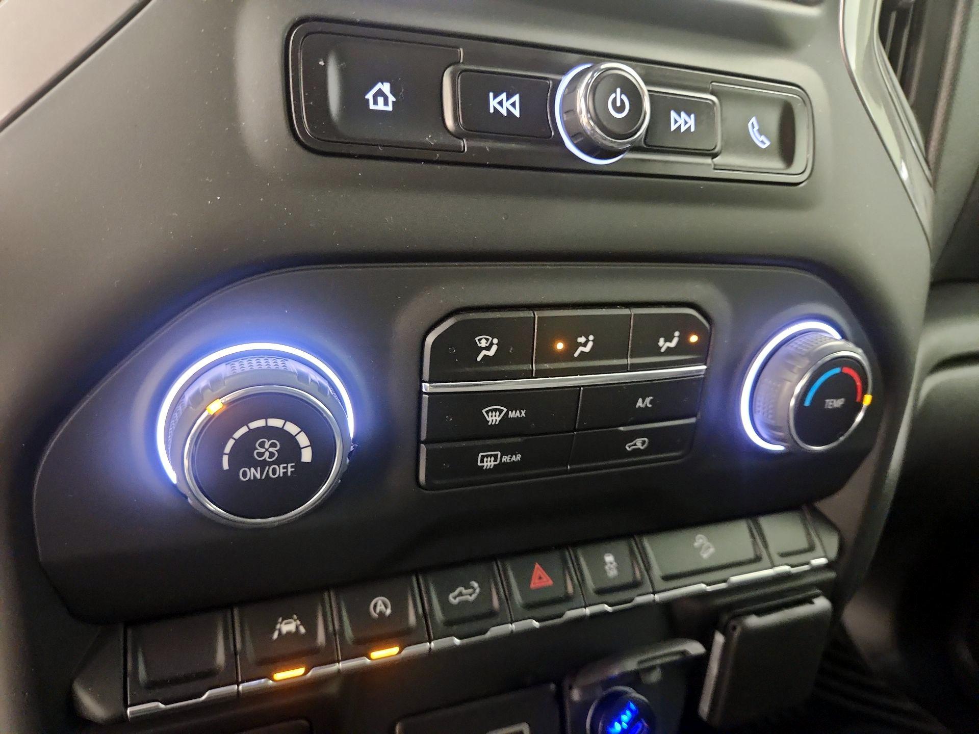 Thumbnail: 2022 Chevrolet Silverado 1500 - 16