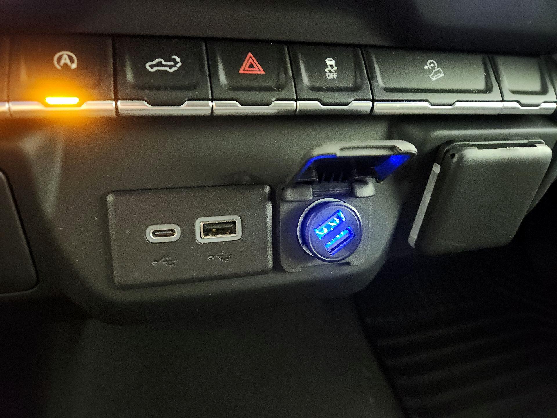 Thumbnail: 2022 Chevrolet Silverado 1500 - 18