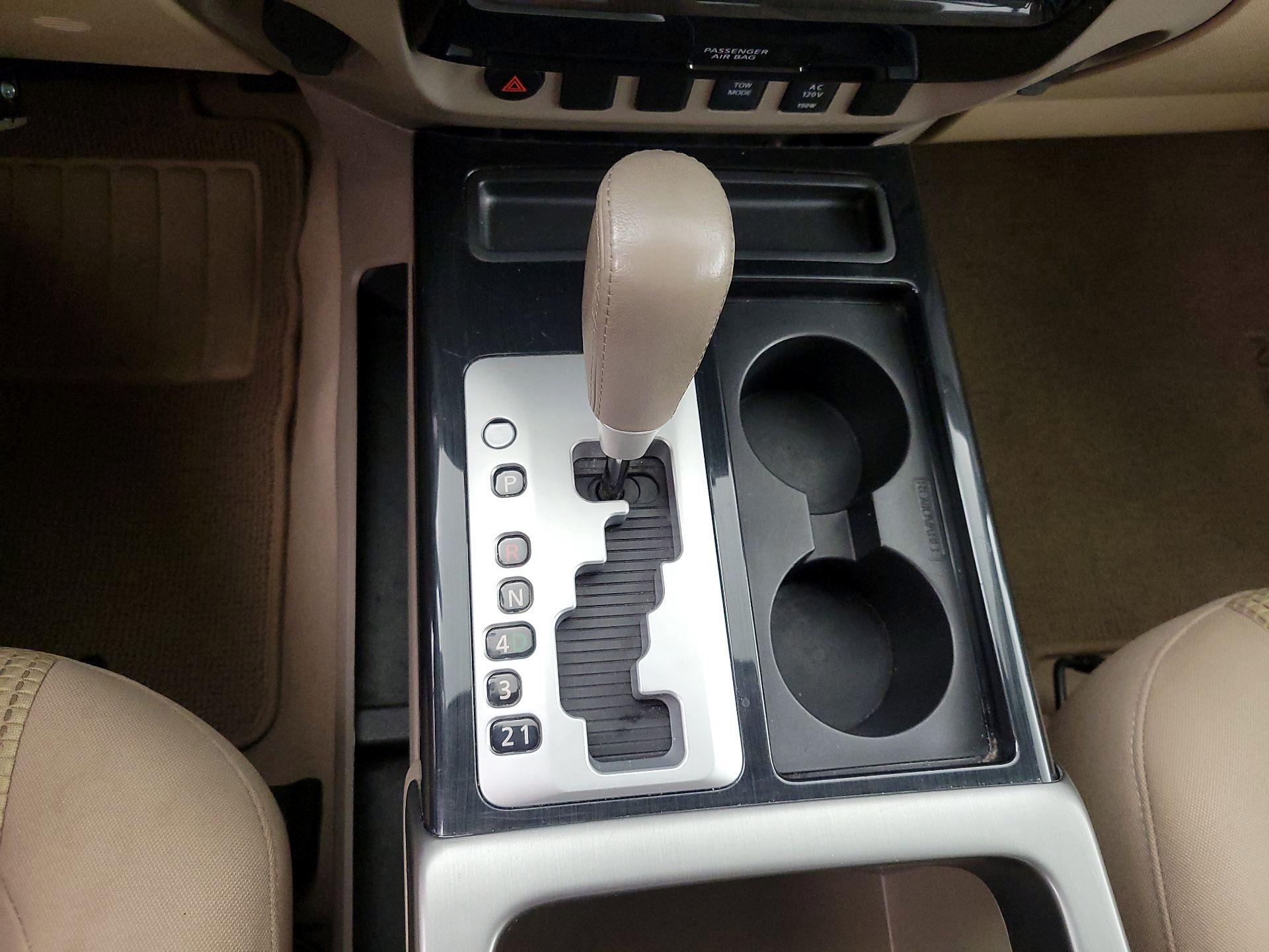 Thumbnail: 2015 Nissan Titan - 18