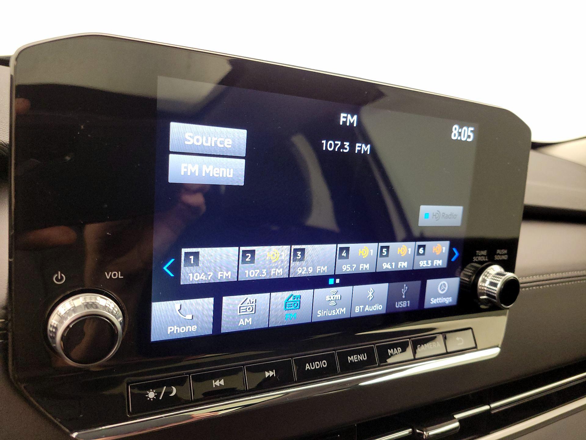 Thumbnail: 2023 Mitsubishi Outlander - 16