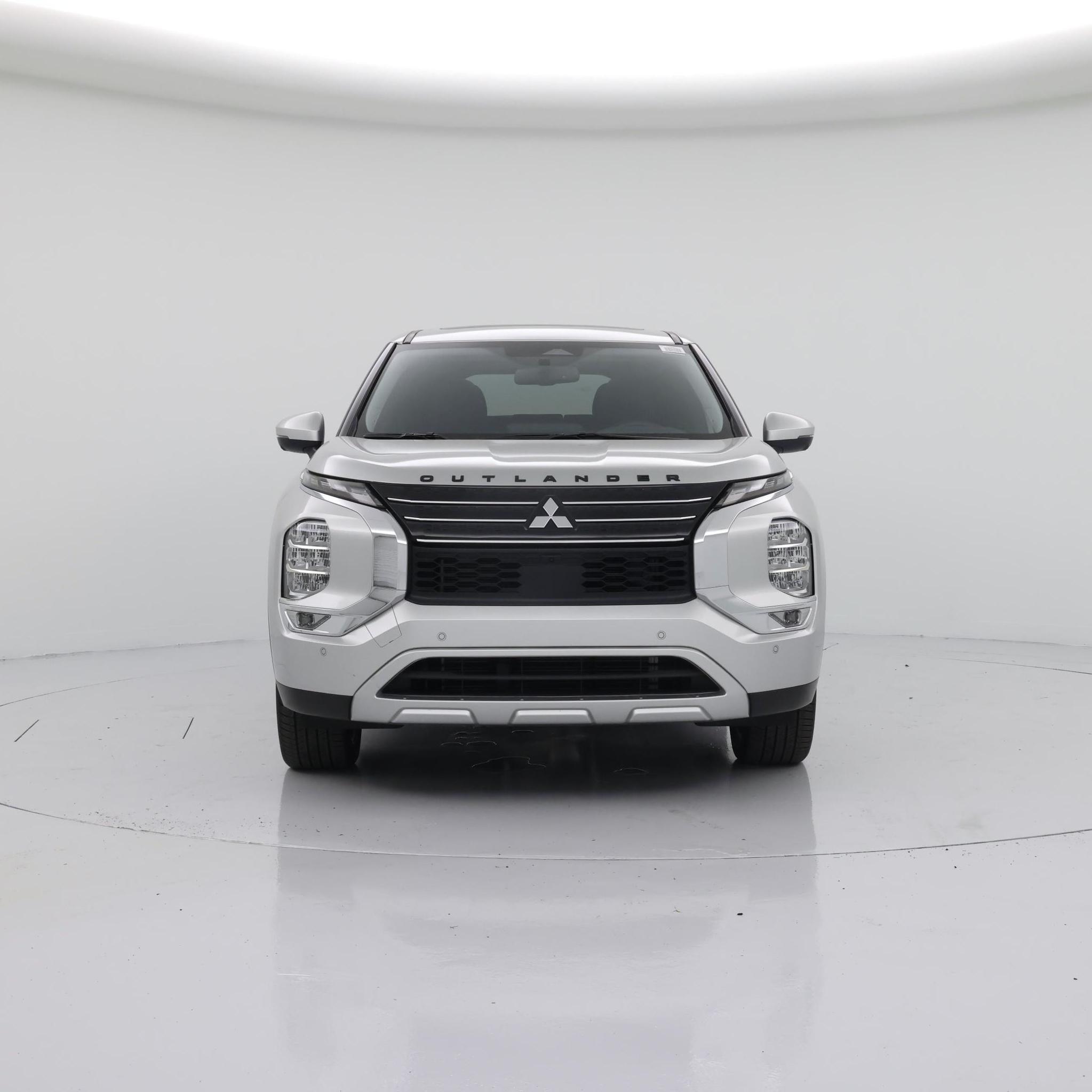 Thumbnail: 2023 Mitsubishi Outlander - 5