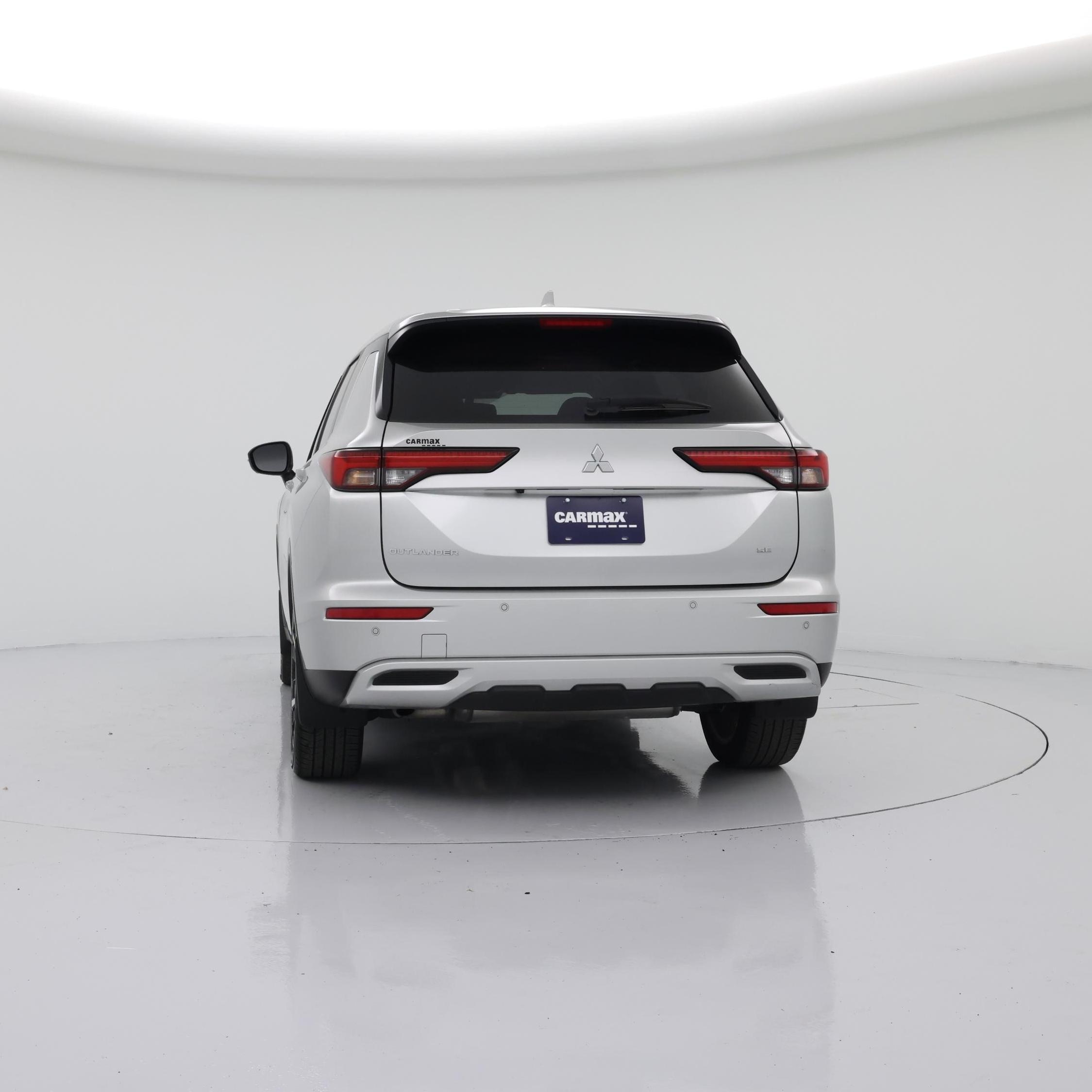 Thumbnail: 2023 Mitsubishi Outlander - 6