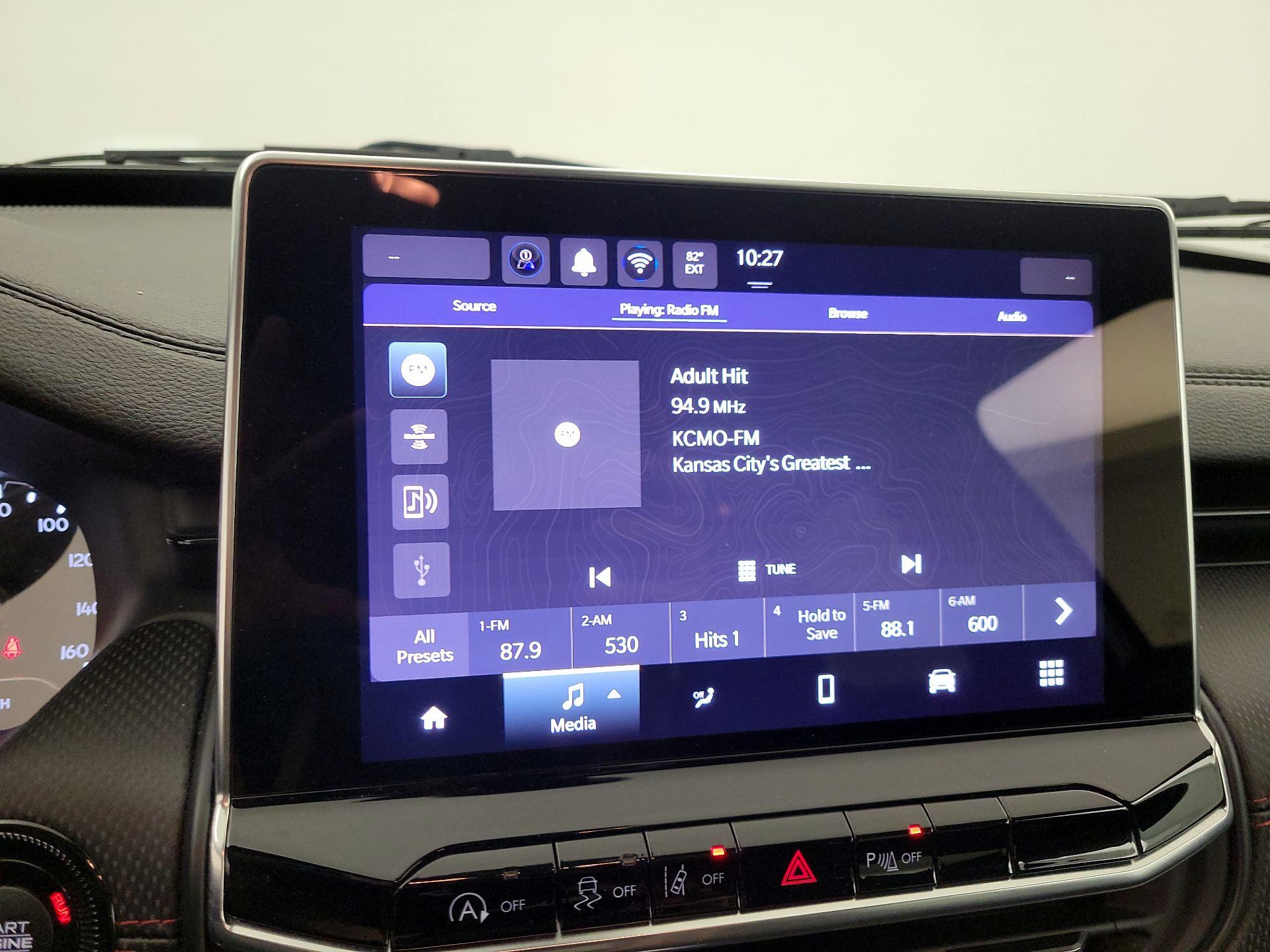 Thumbnail: 2024 Jeep Compass - 15