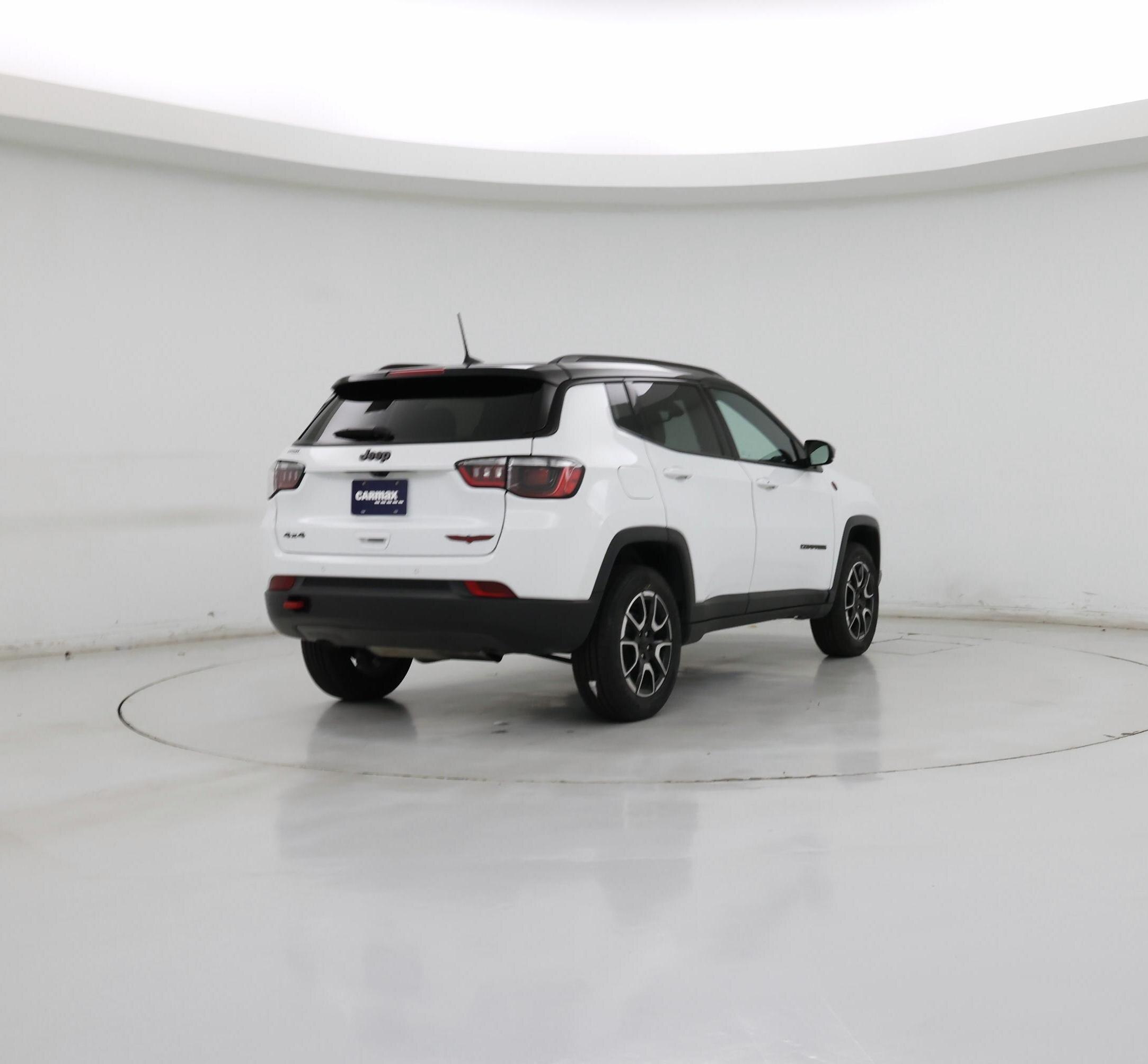 Thumbnail: 2024 Jeep Compass - 8