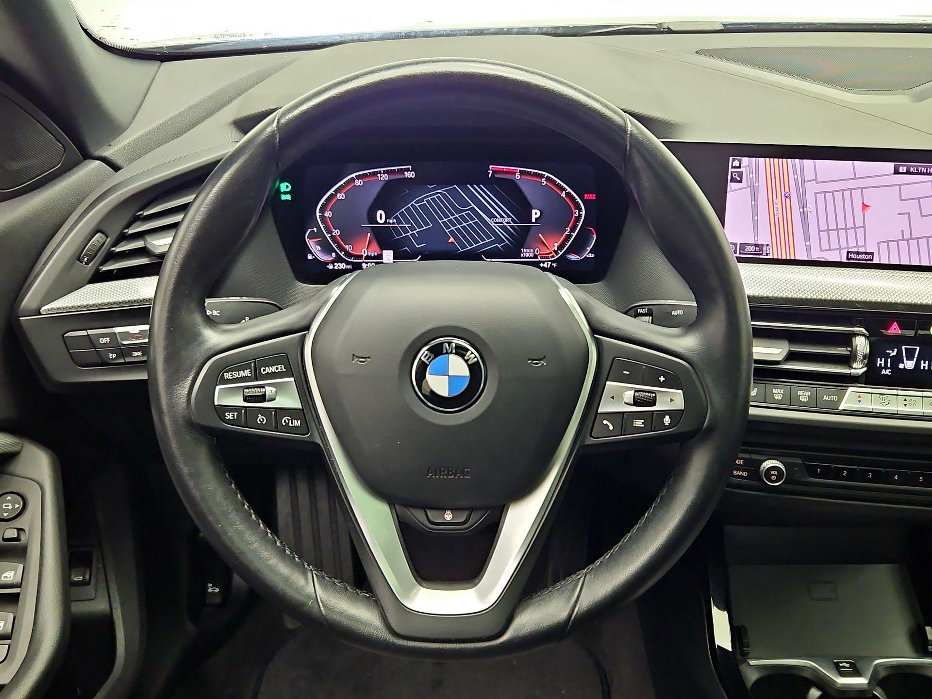 Thumbnail: 2024 BMW 2 Series - 10