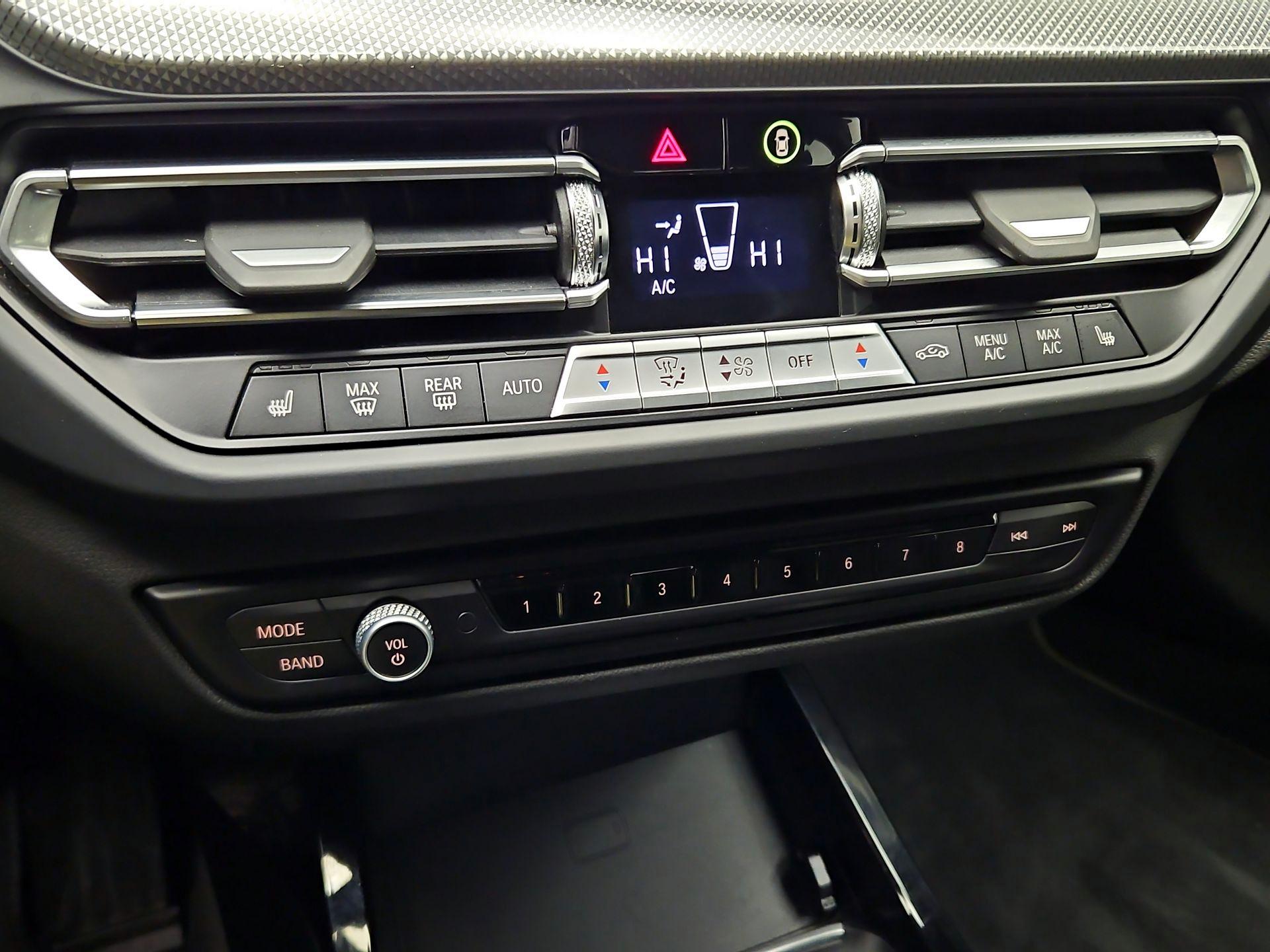 Thumbnail: 2024 BMW 2 Series - 17