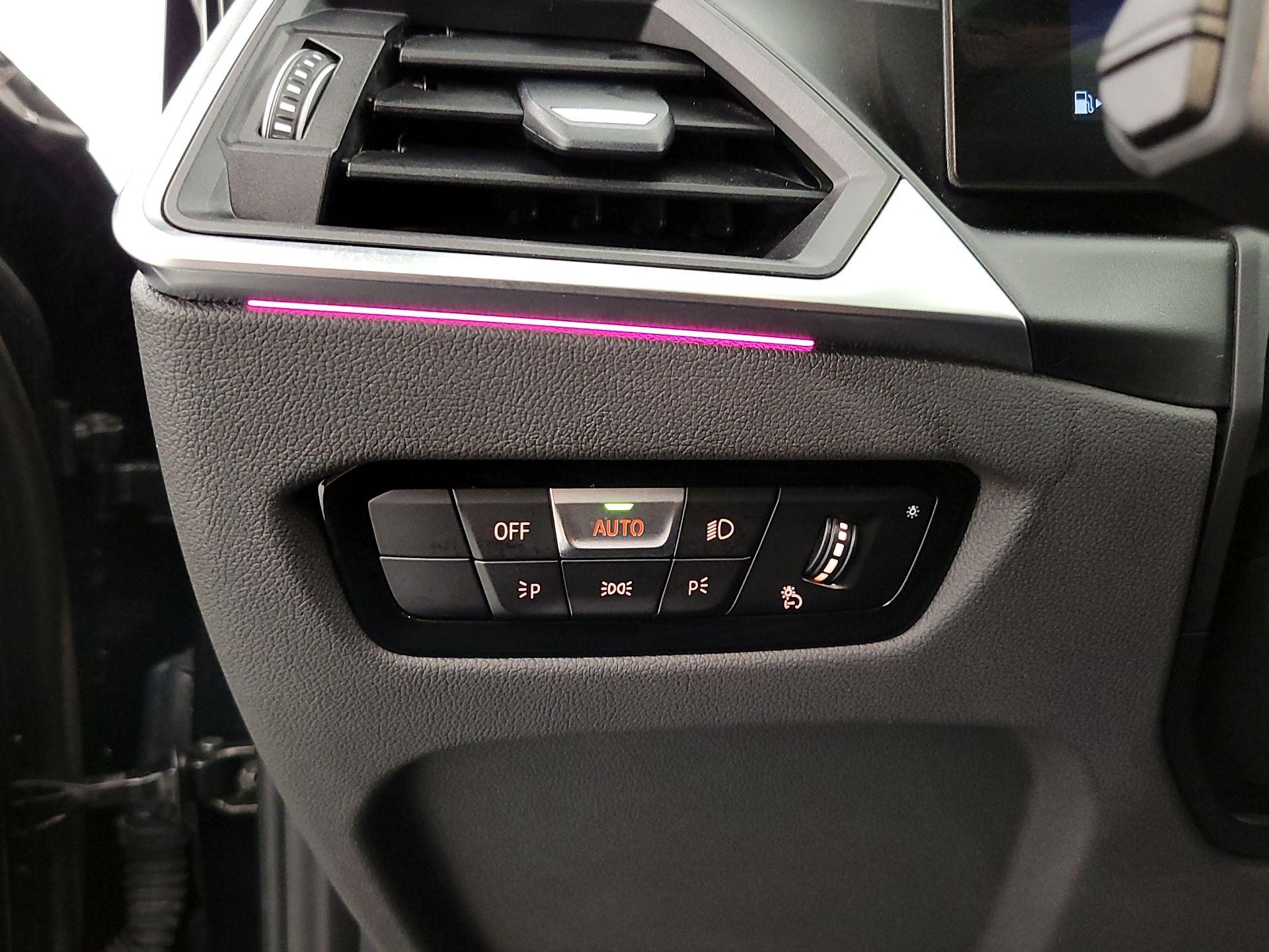 Thumbnail: 2024 BMW 3 Series - 13