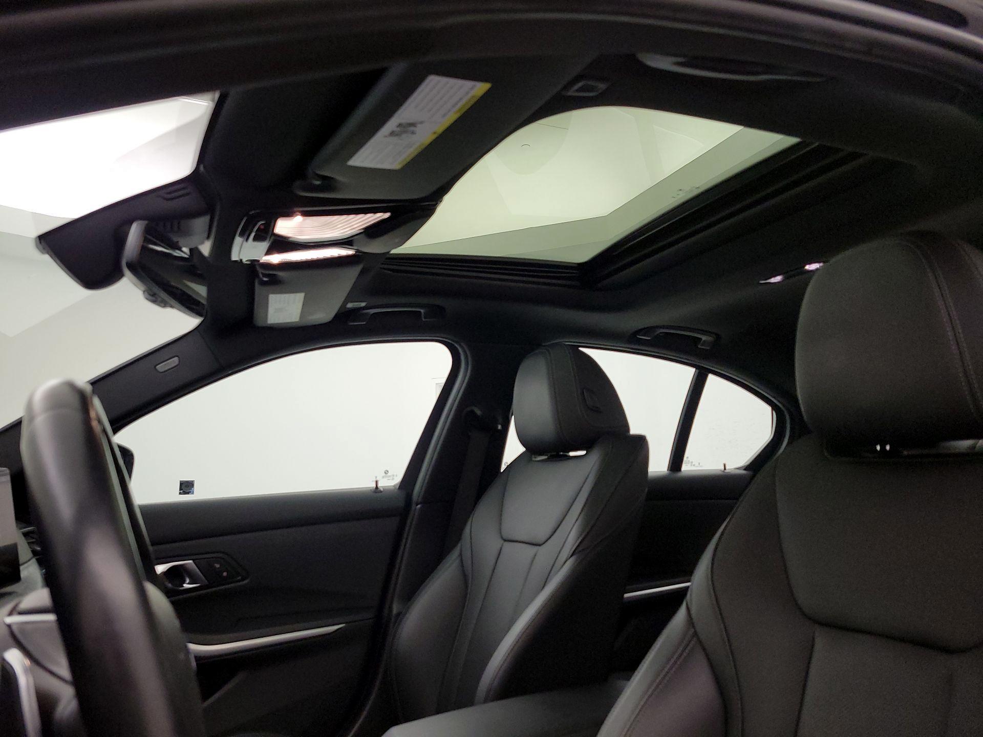 Thumbnail: 2024 BMW 3 Series - 20