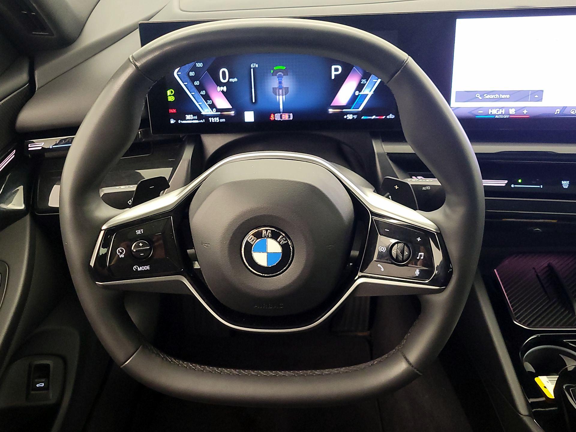 Thumbnail: 2024 BMW 5 Series - 10