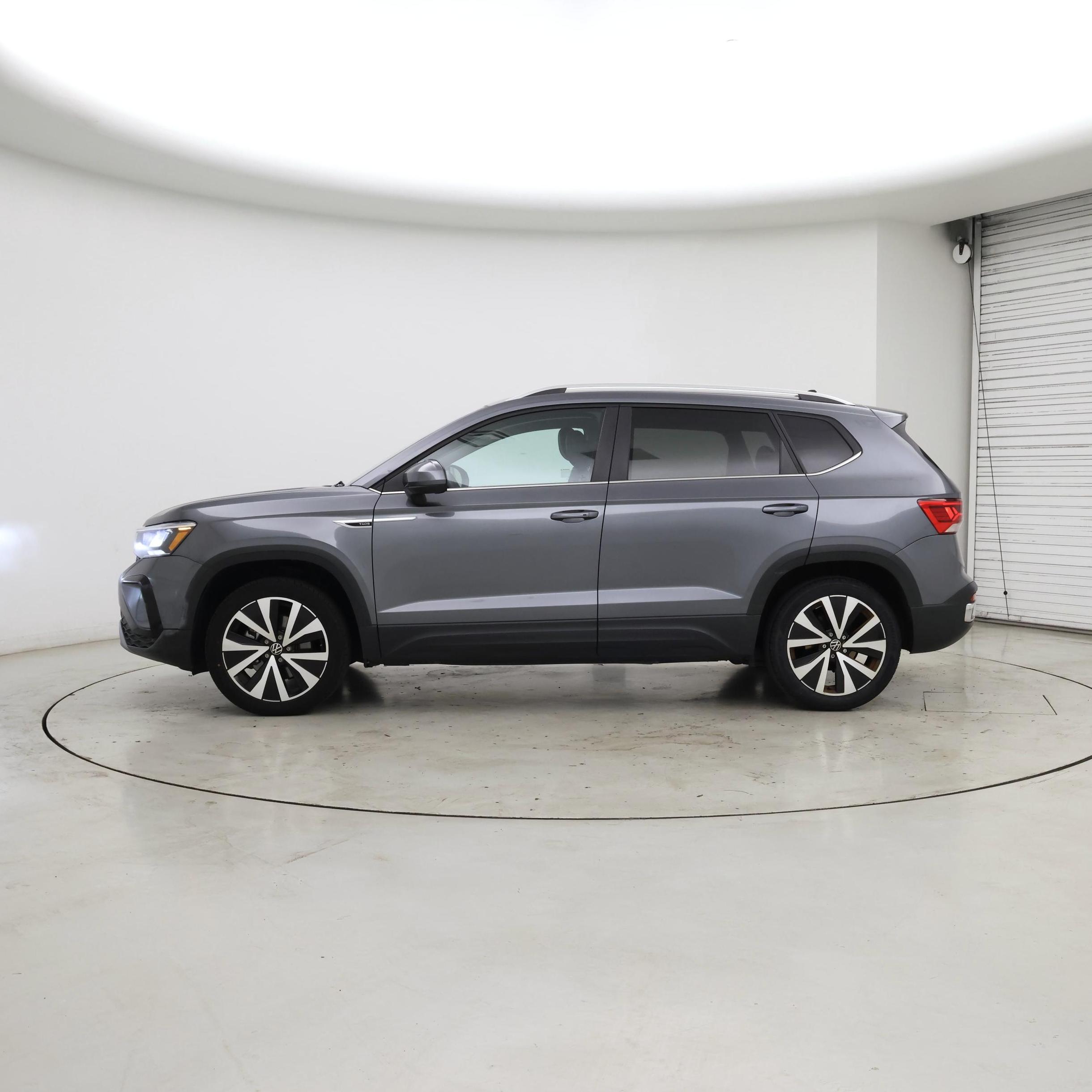 Thumbnail: 2024 Volkswagen Taos - 3