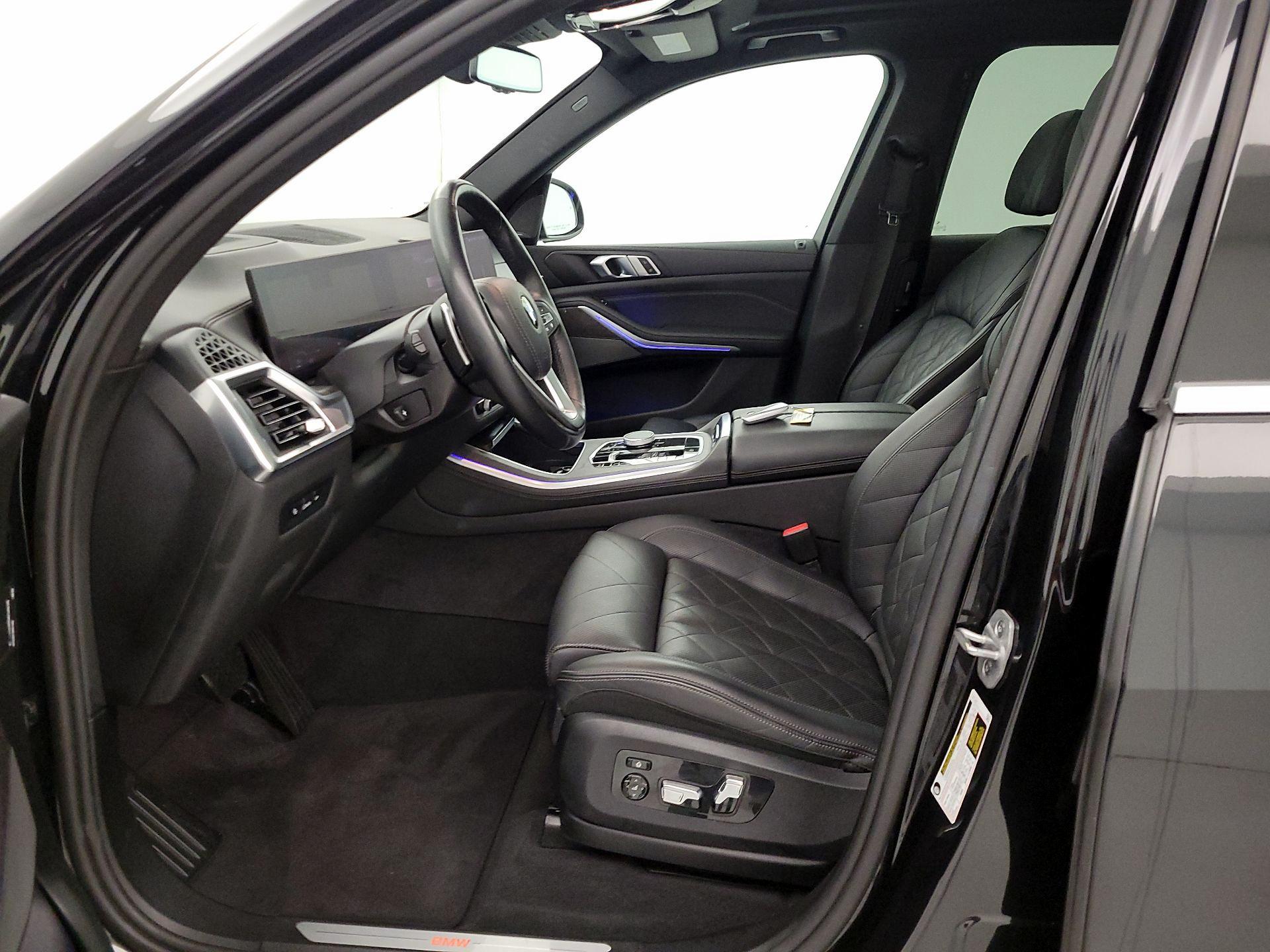 Thumbnail: 2024 BMW X5 - 11