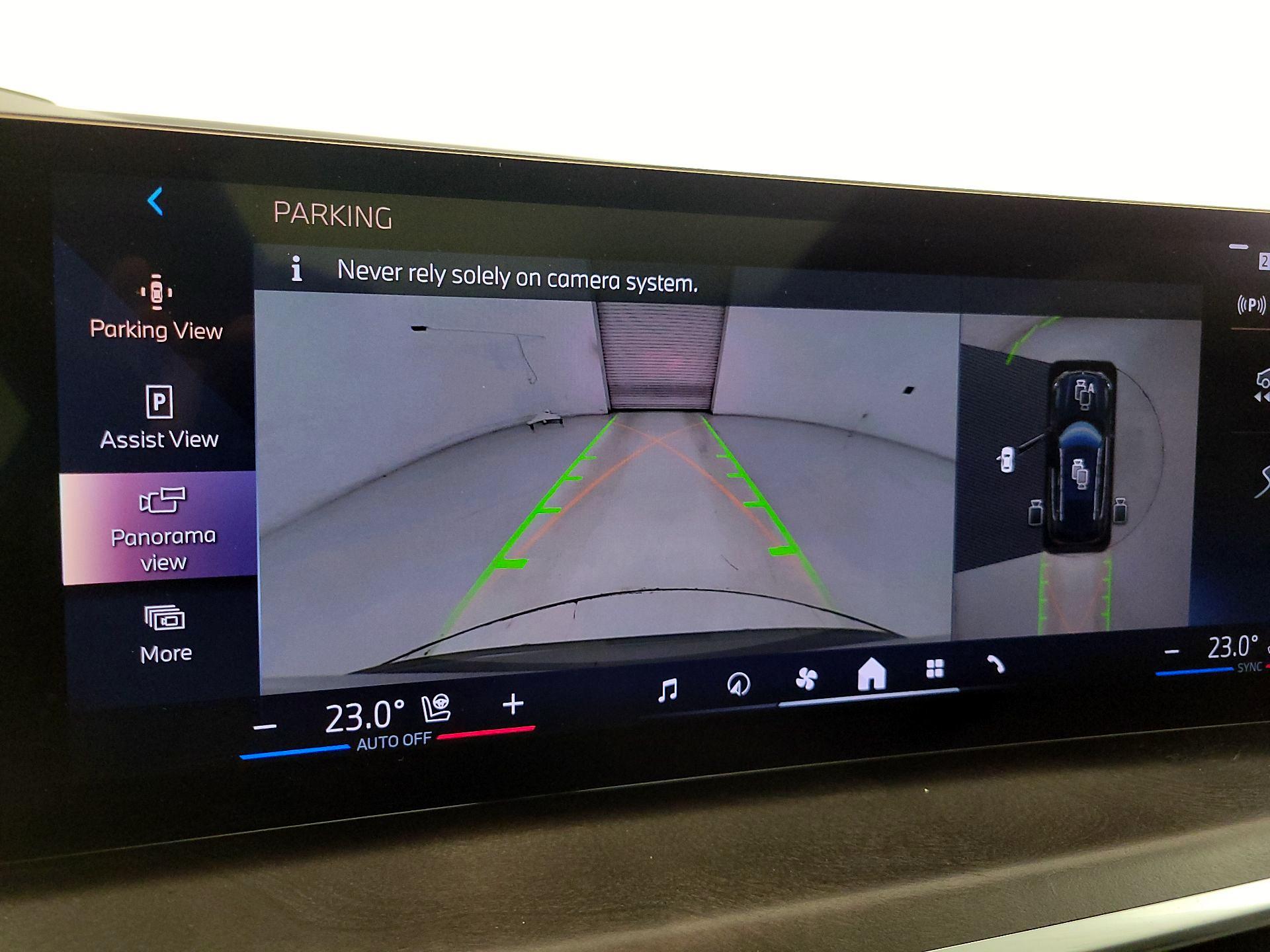 Thumbnail: 2024 BMW X5 - 15