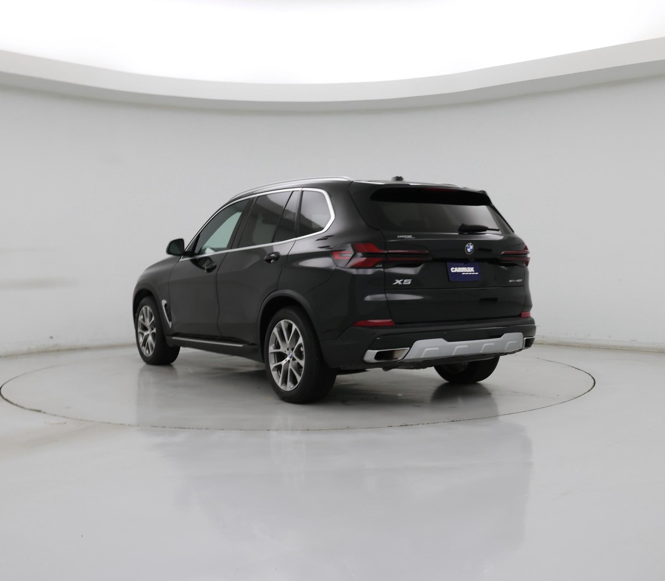 Thumbnail: 2024 BMW X5 - 2